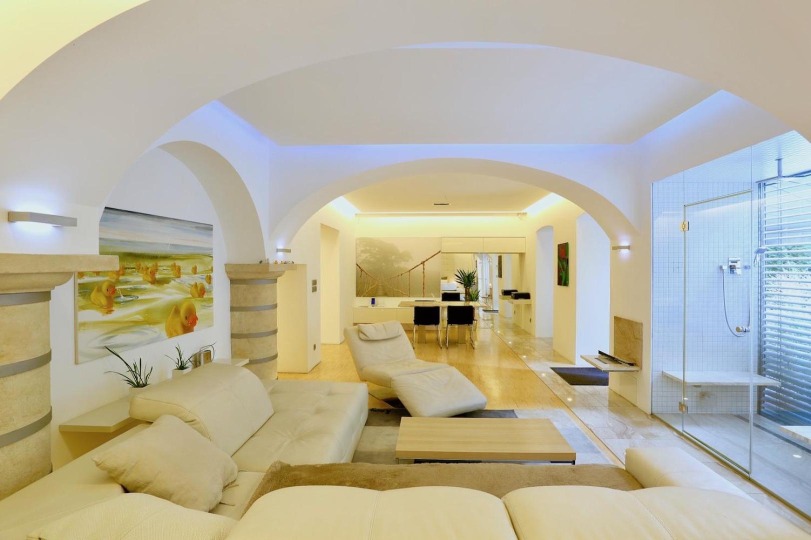 Residence Caesar by Homester view 2
