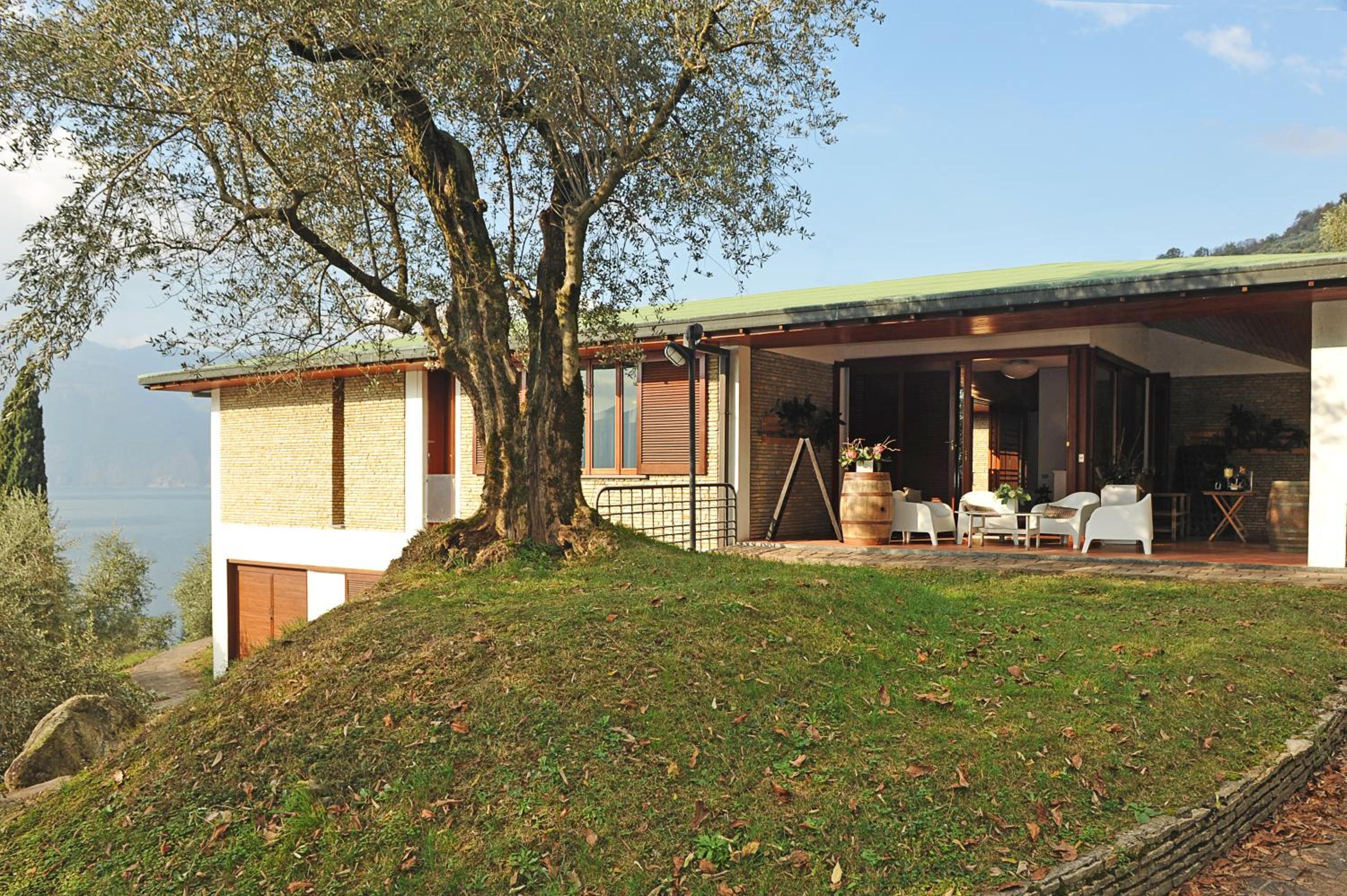 Hotel Villa Smeraldo - Image 1