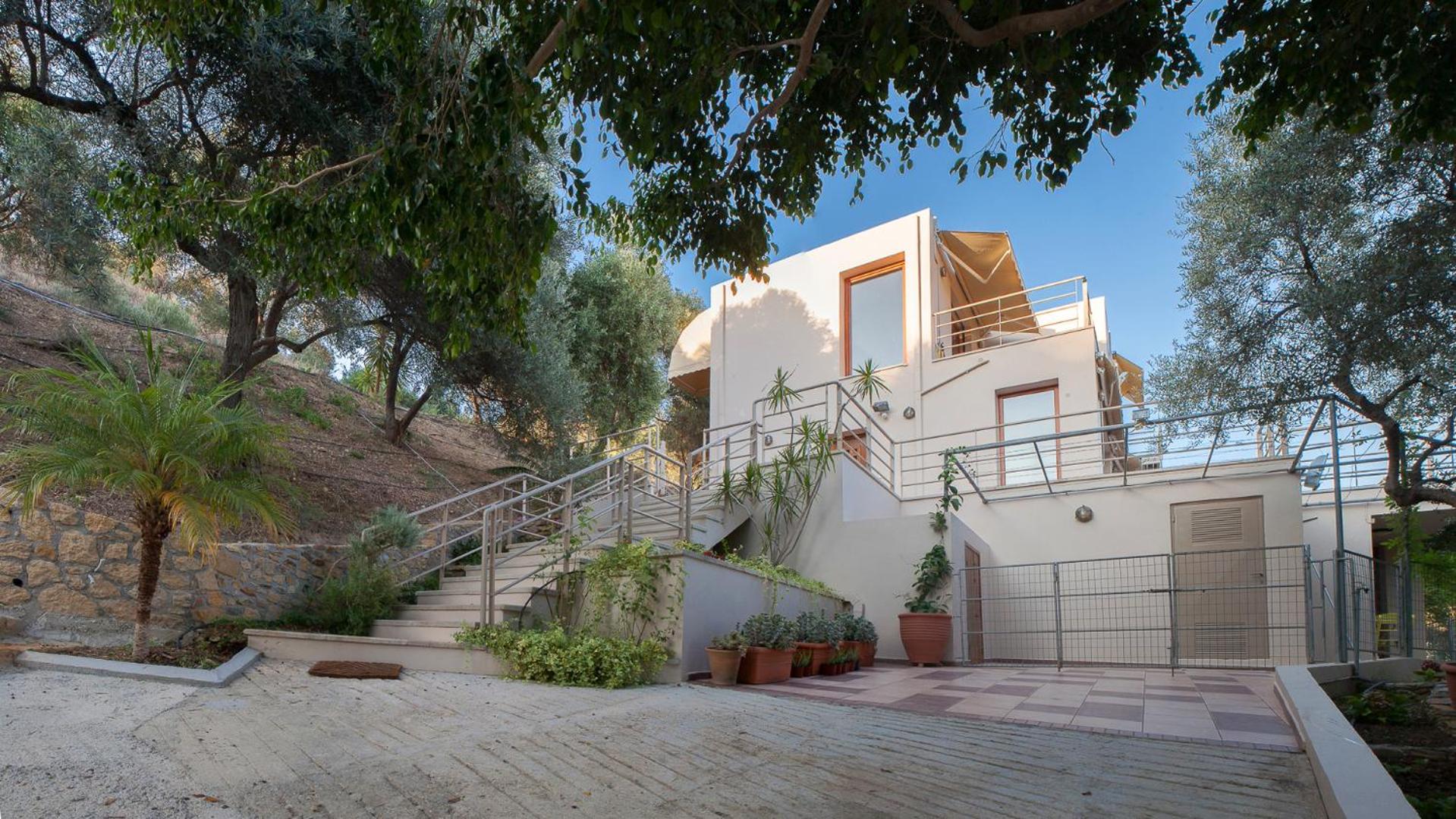 Villa Orgoni view 4