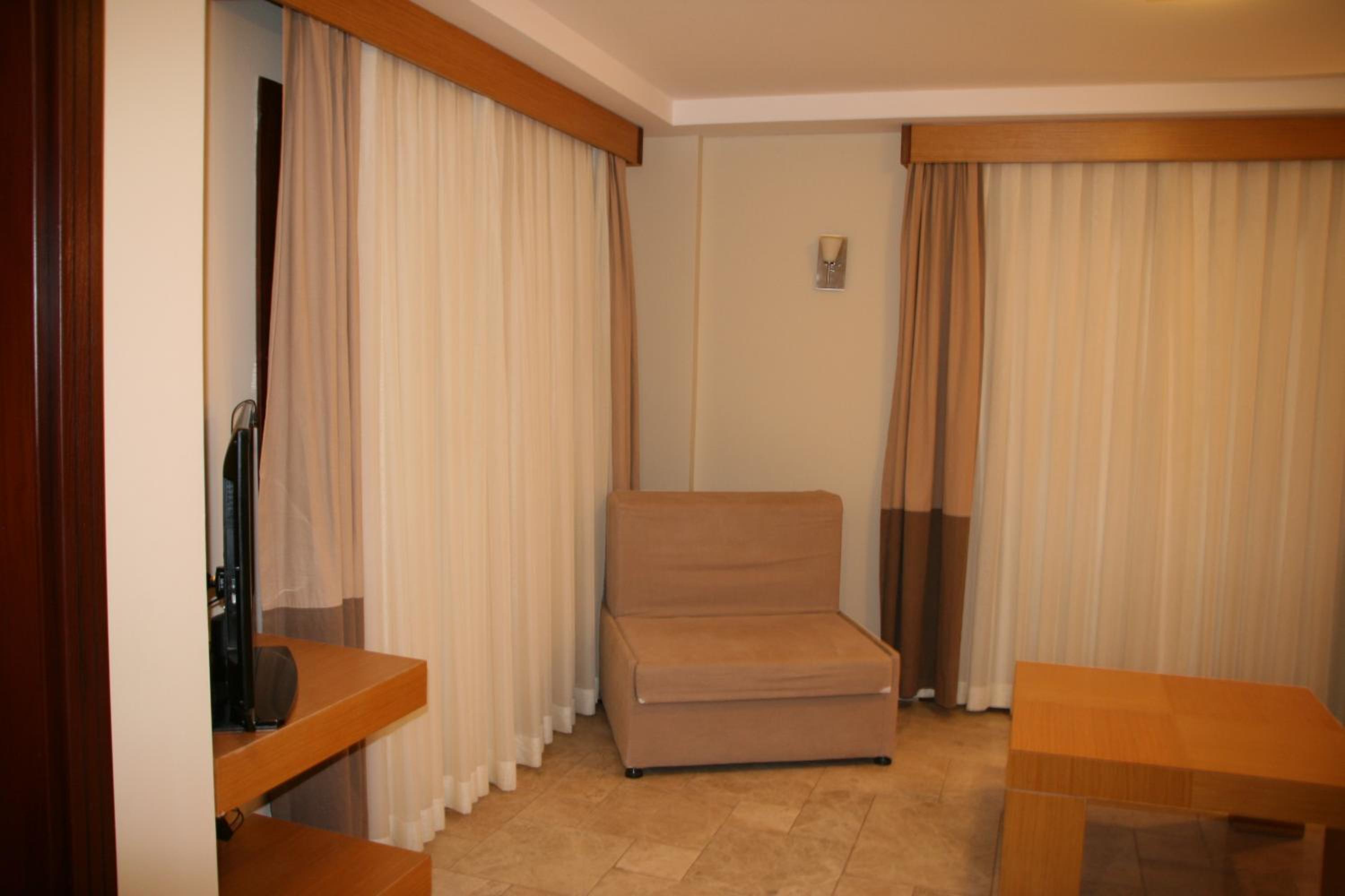 Villanaz Apart Hotel