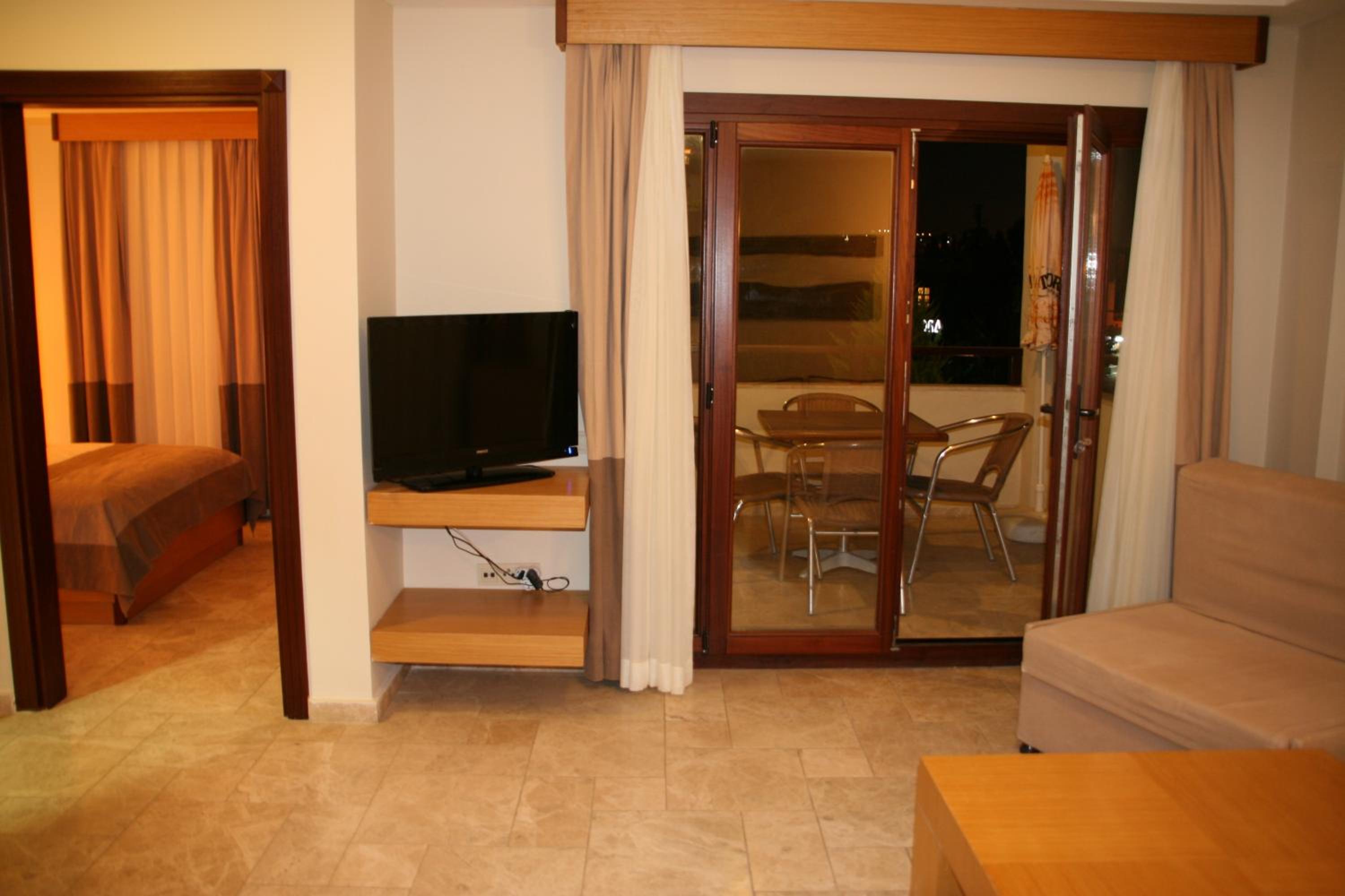 Villanaz Apart Hotel