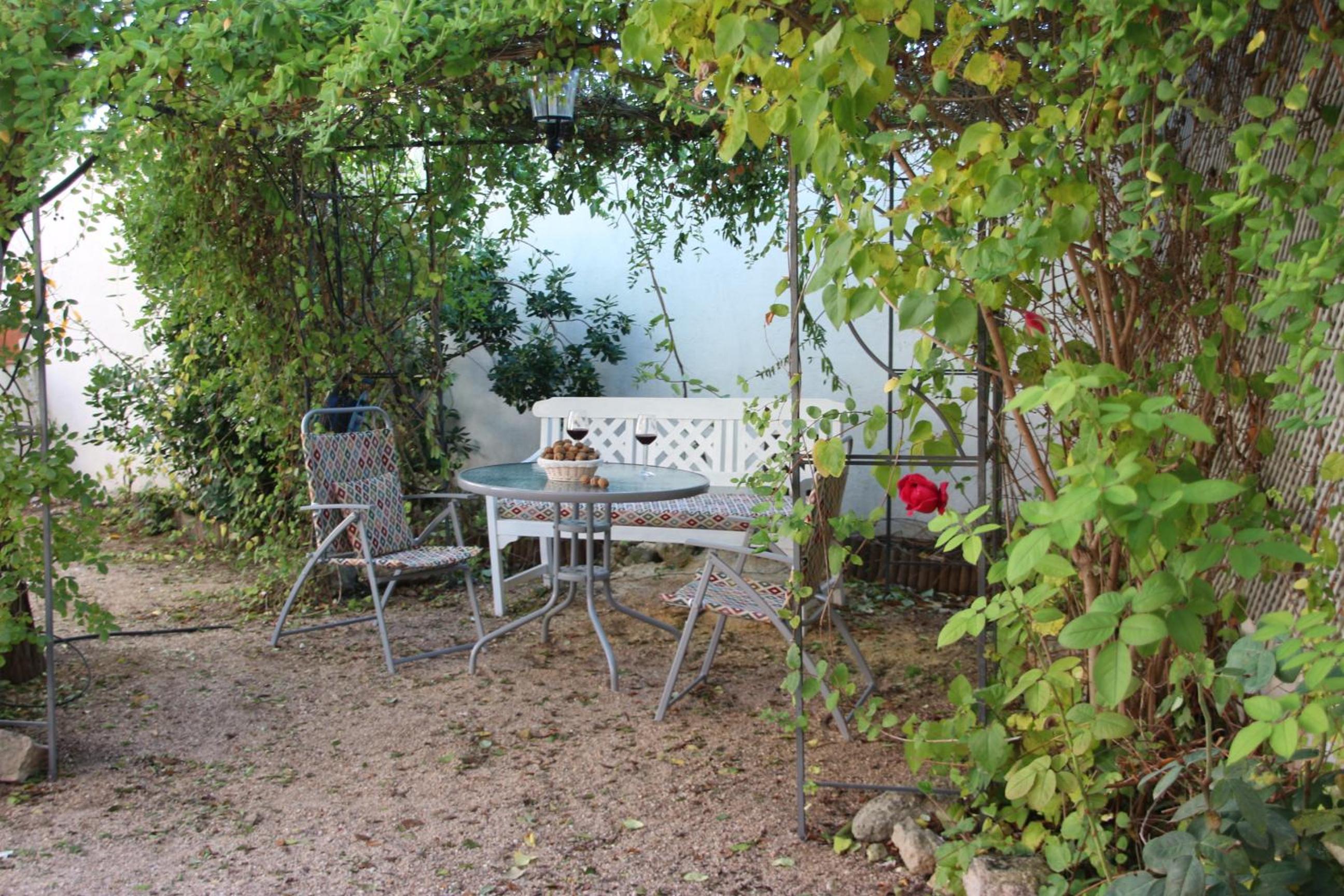 Photo 7