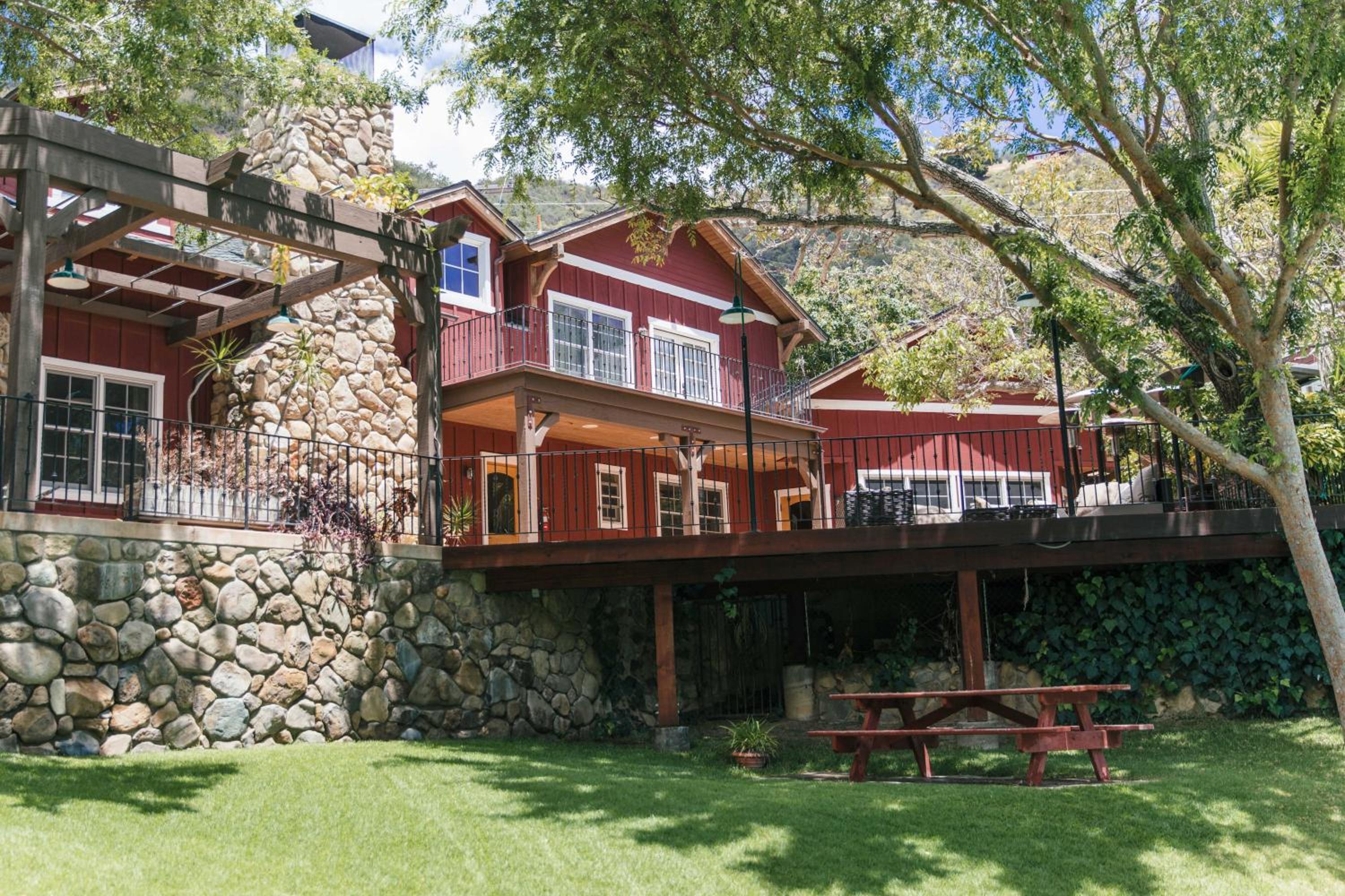 Hotel Circle Bar B Guest Ranch