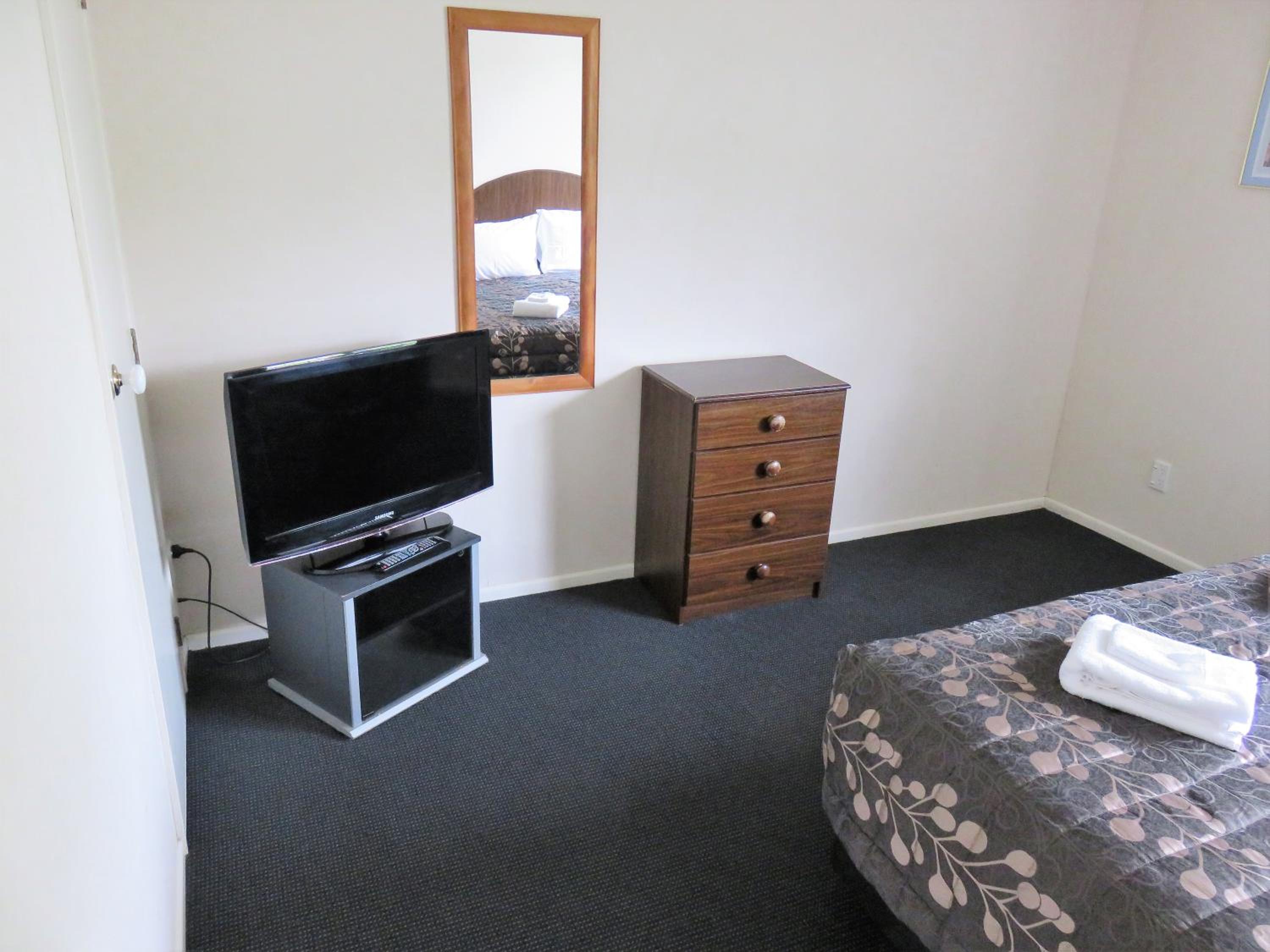 Admirals Motor Lodge