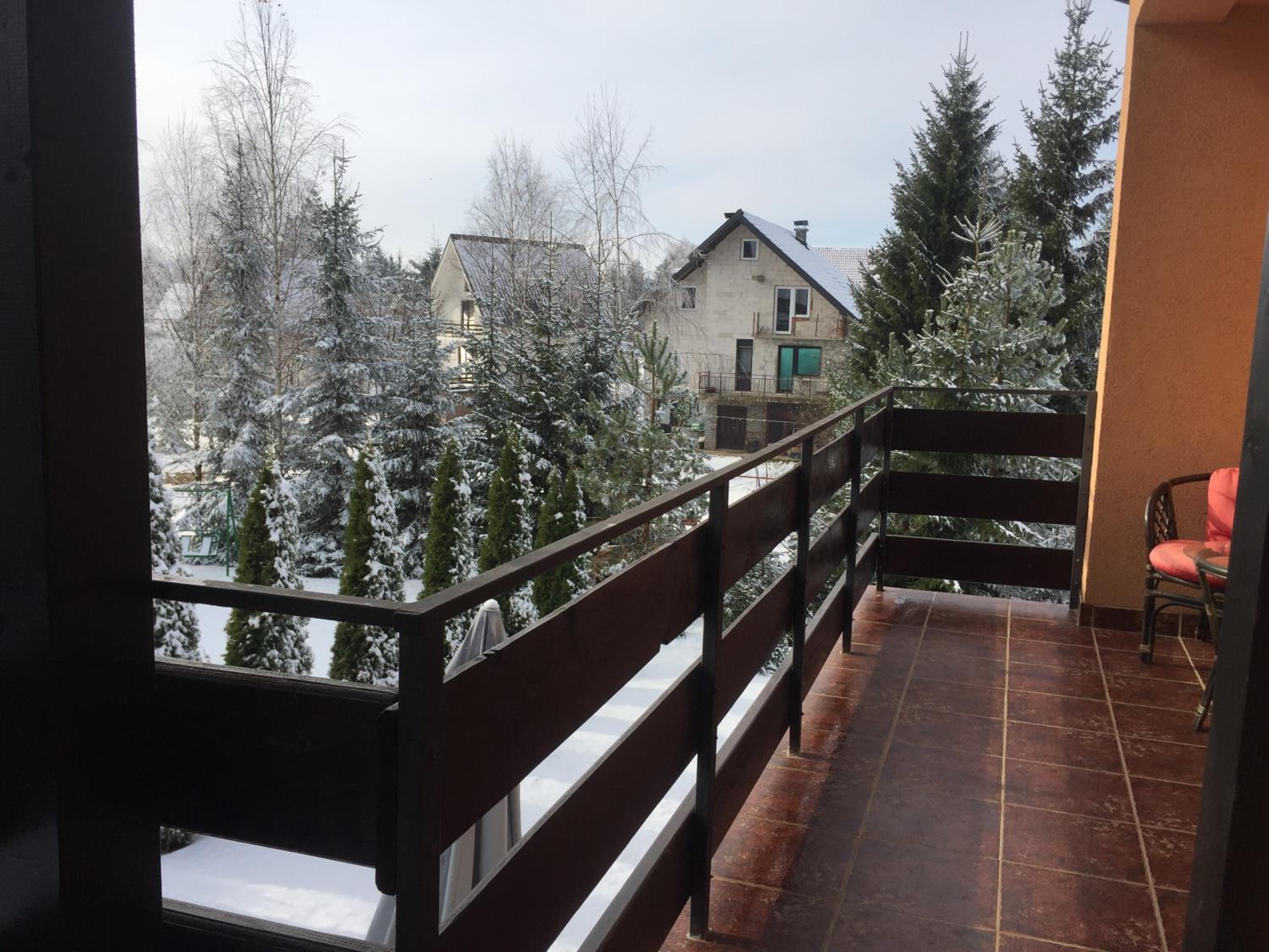 Apartments Dobra Vila view 3