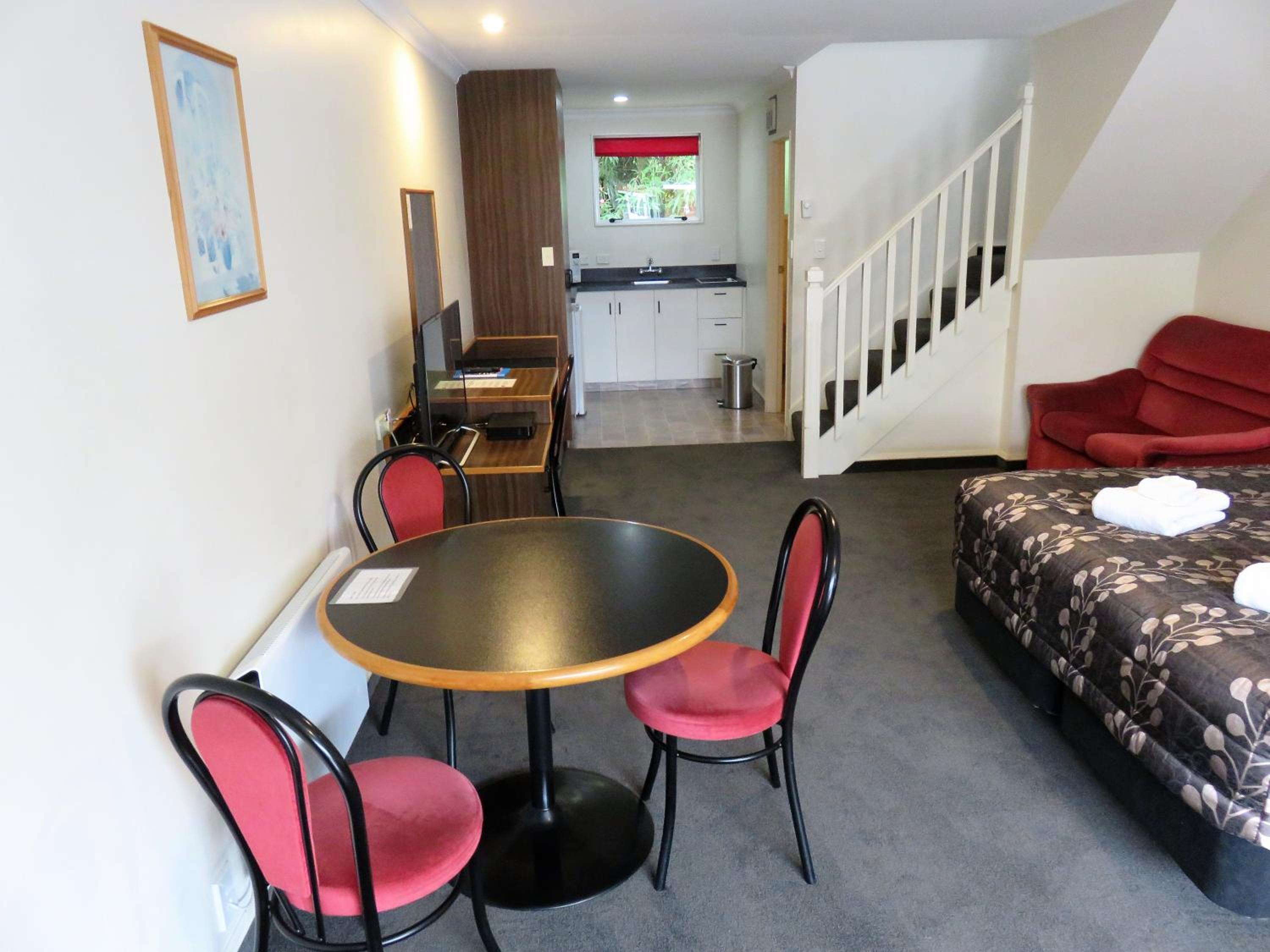 Admirals Motor Lodge