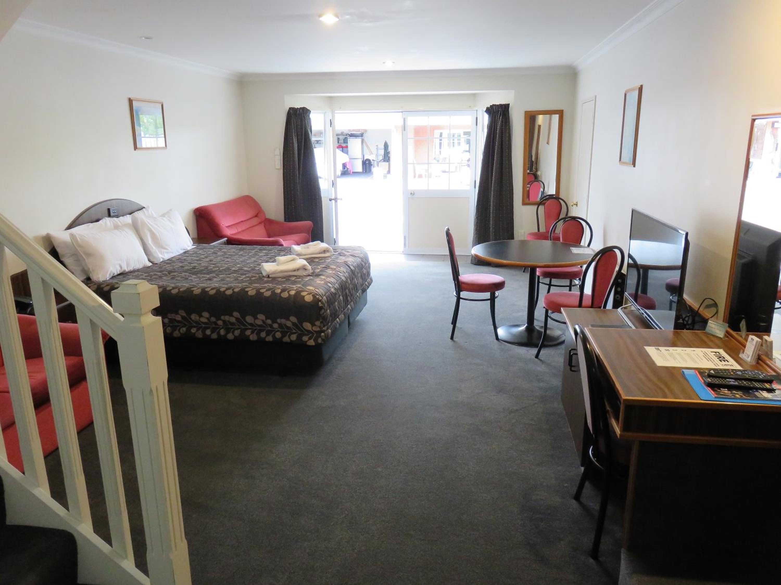 Admirals Motor Lodge