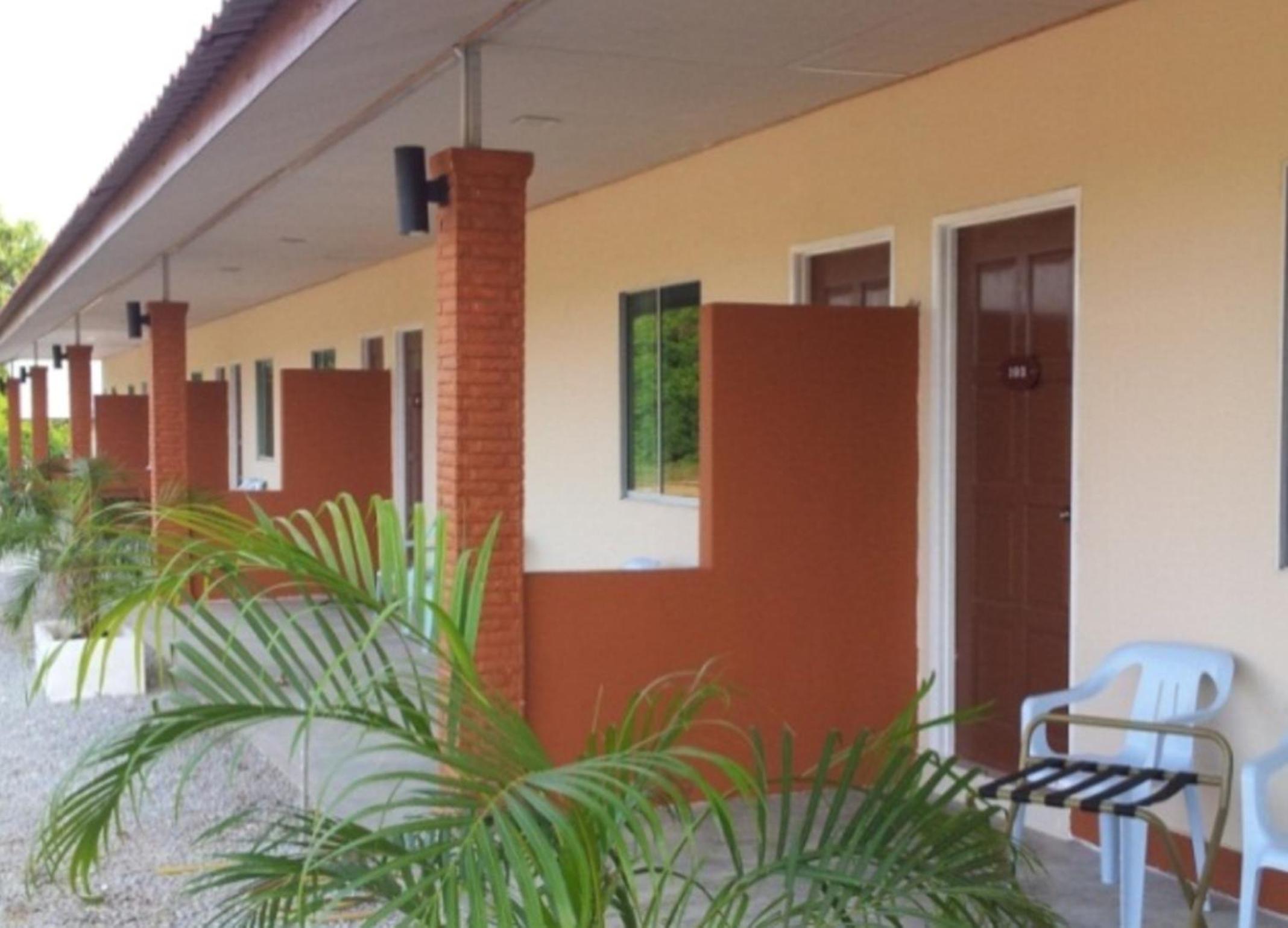 Huda Inn