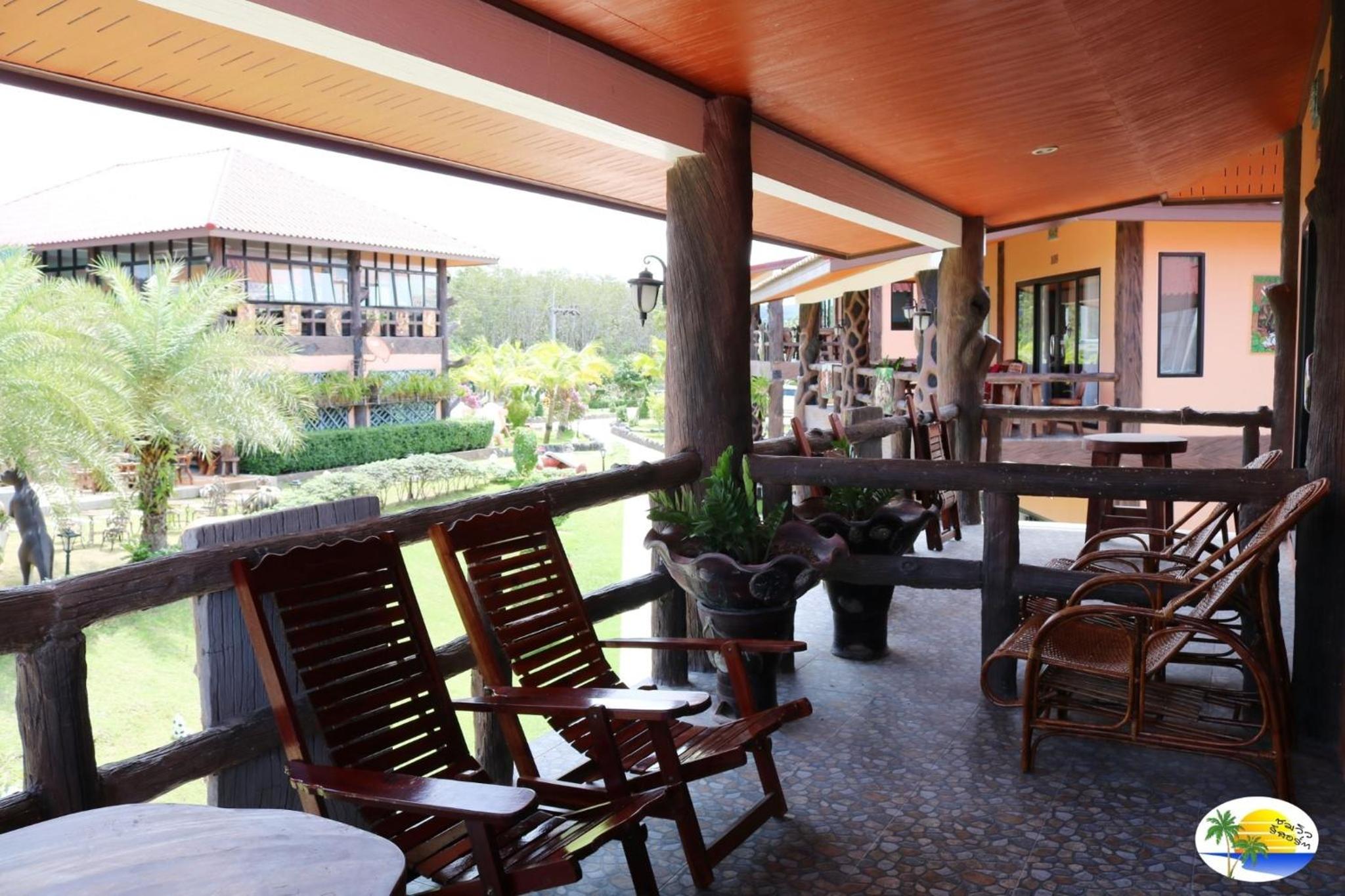 Chomview Resort