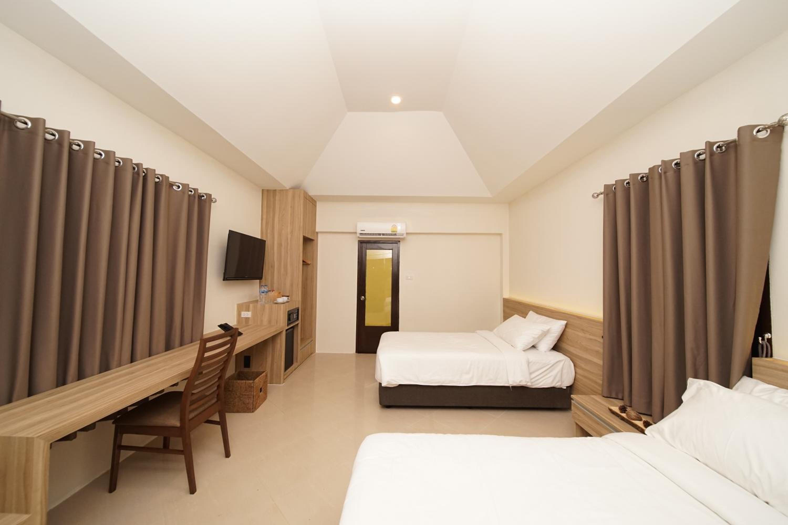 Aquavana Haad Rin Resort