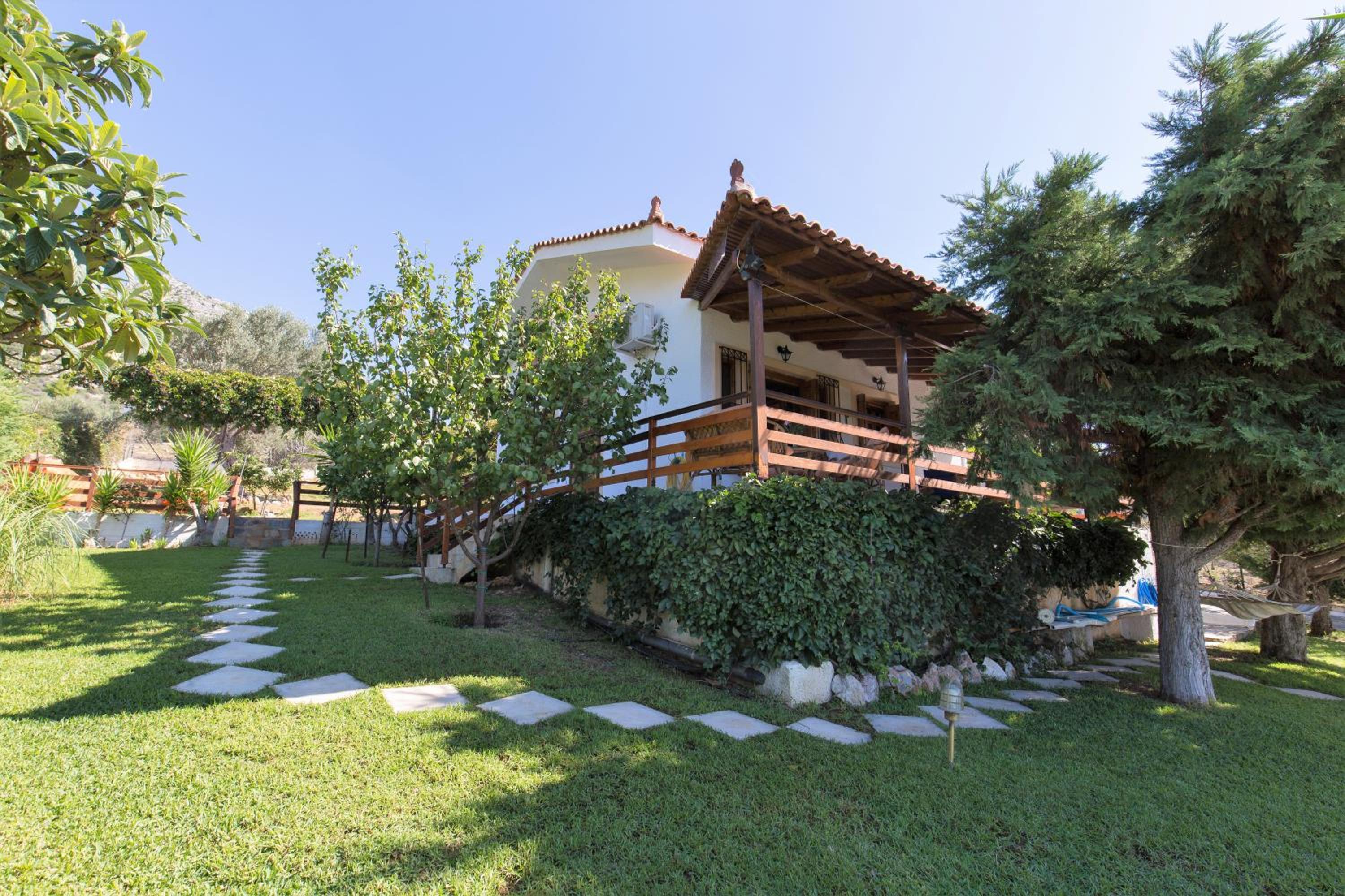 Hotel Villa Heavens Knights with private pool - Image 1