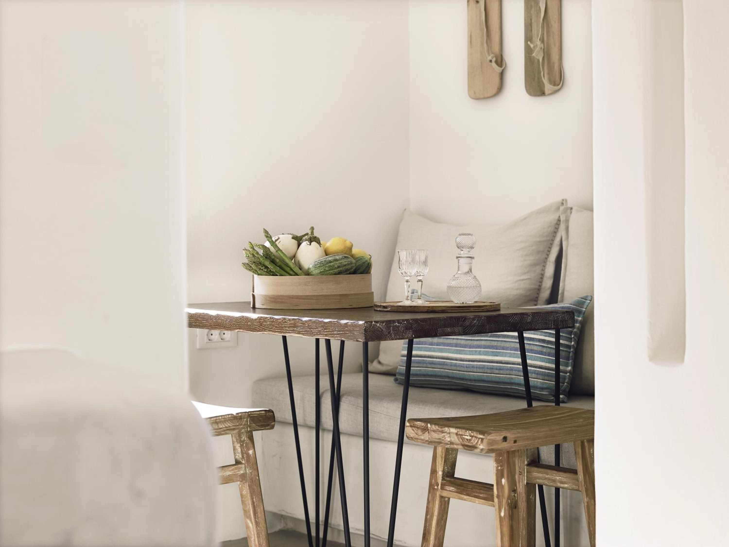 Santo Pure Oia Suites & Villas 36