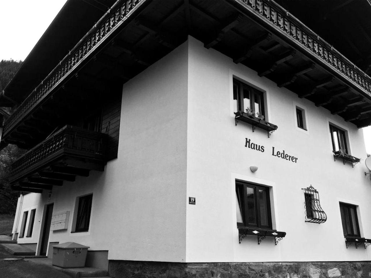 Photo 44