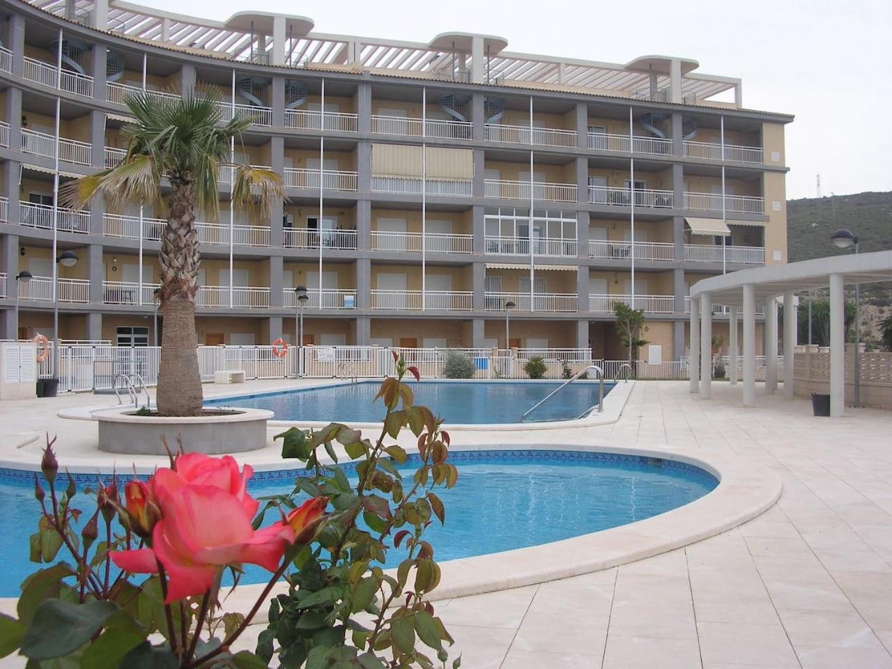 2 dorm.A/A.Vista mar.WiFi.Gym.Sauna.Terraza.Parking. view 5