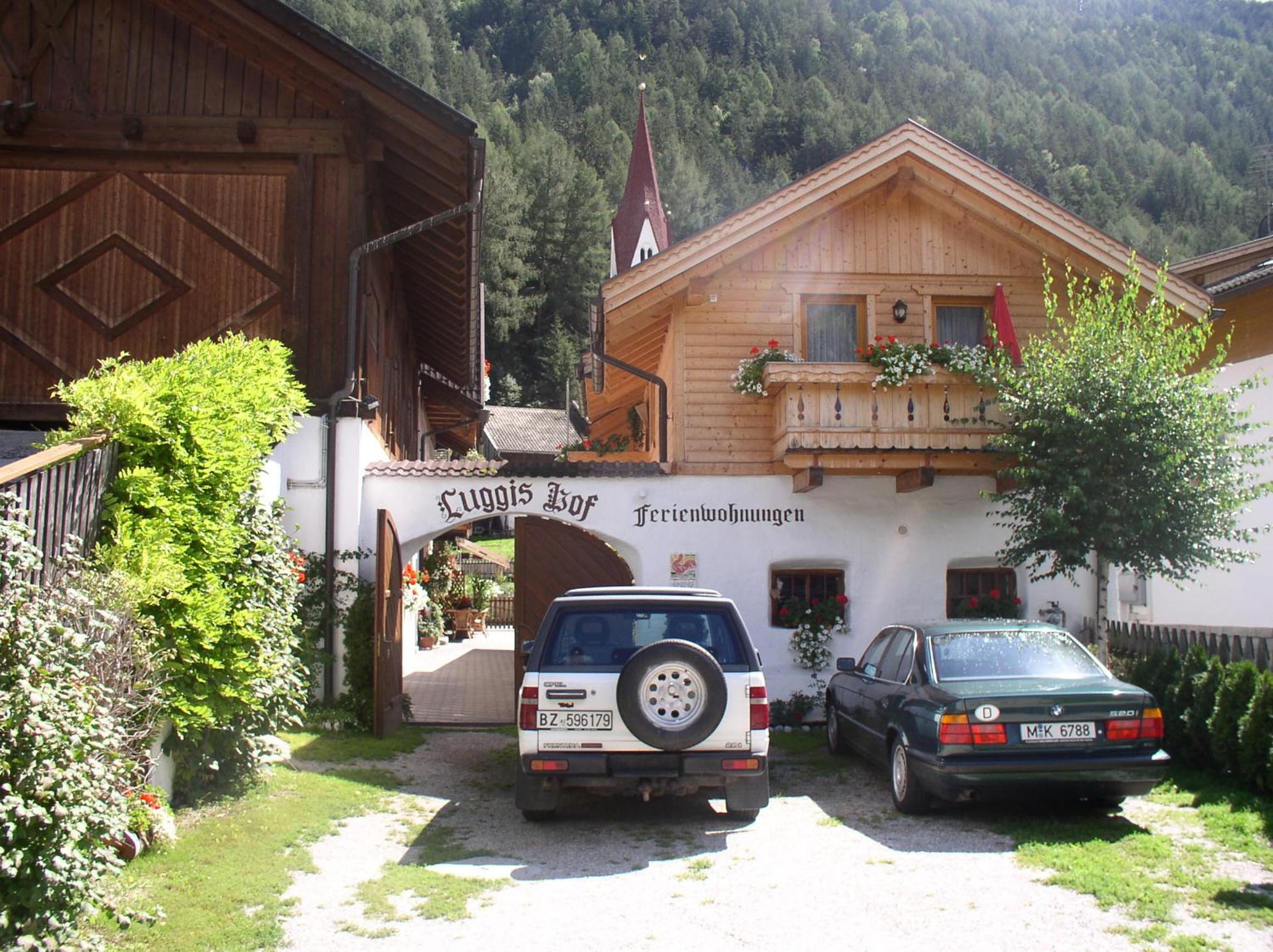 Luggishof view 3