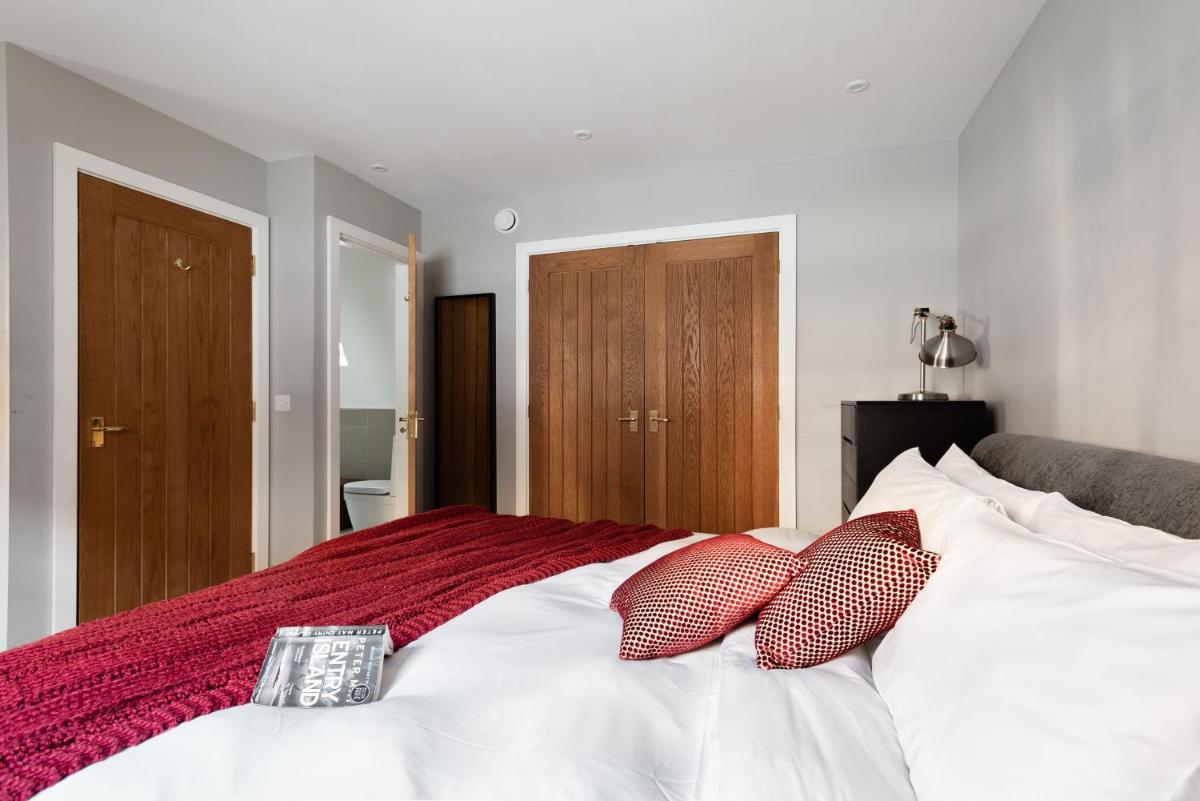 The Norfolk Maisonette - Lovely 4BDR Mews