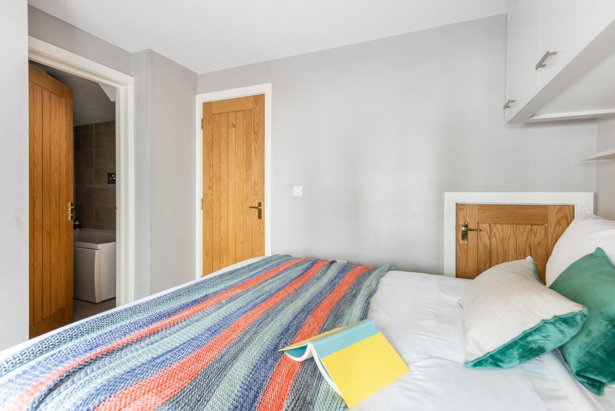 The Norfolk Maisonette - Lovely 4BDR Mews