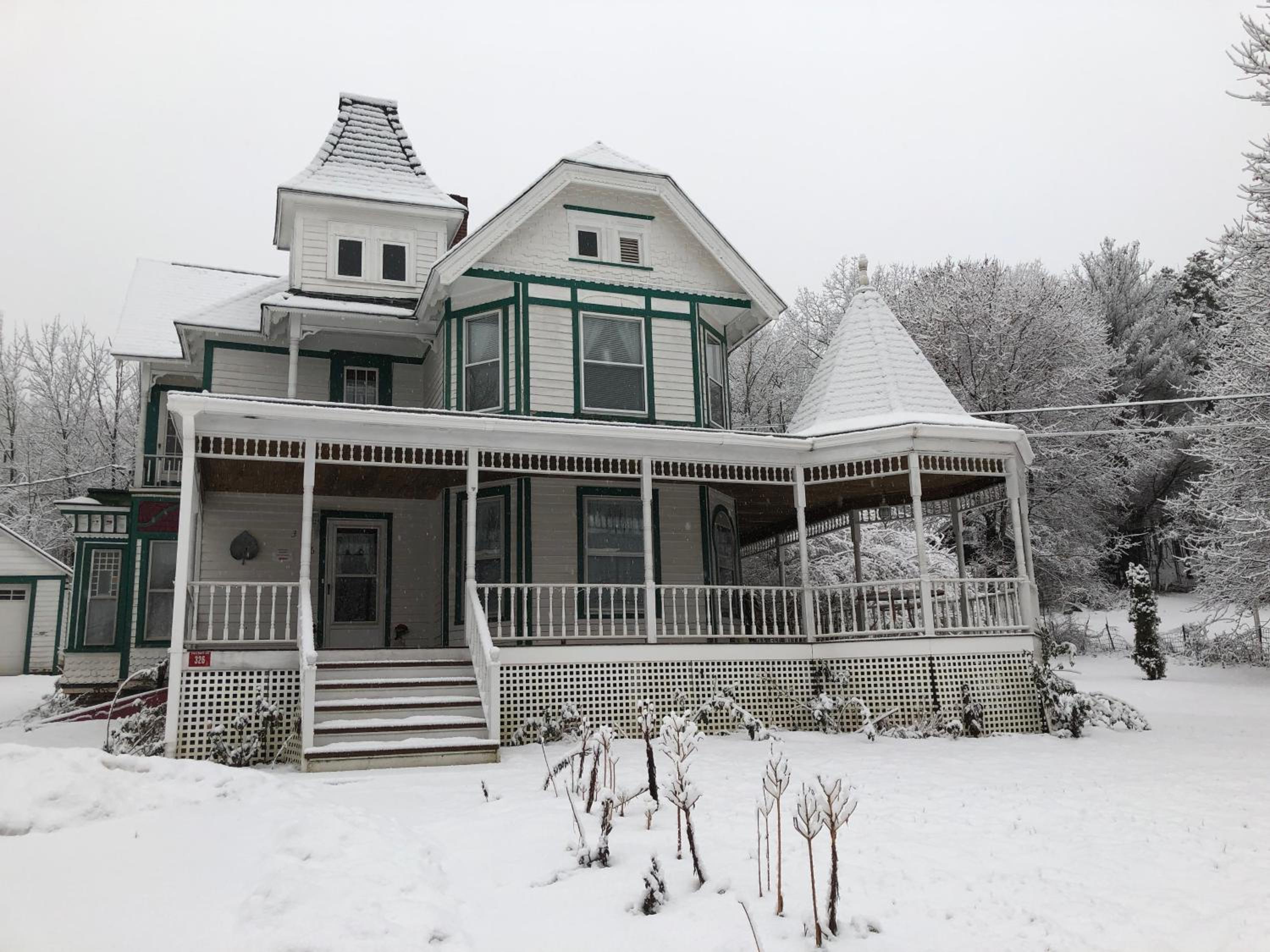 Antique Rose Inn Windham