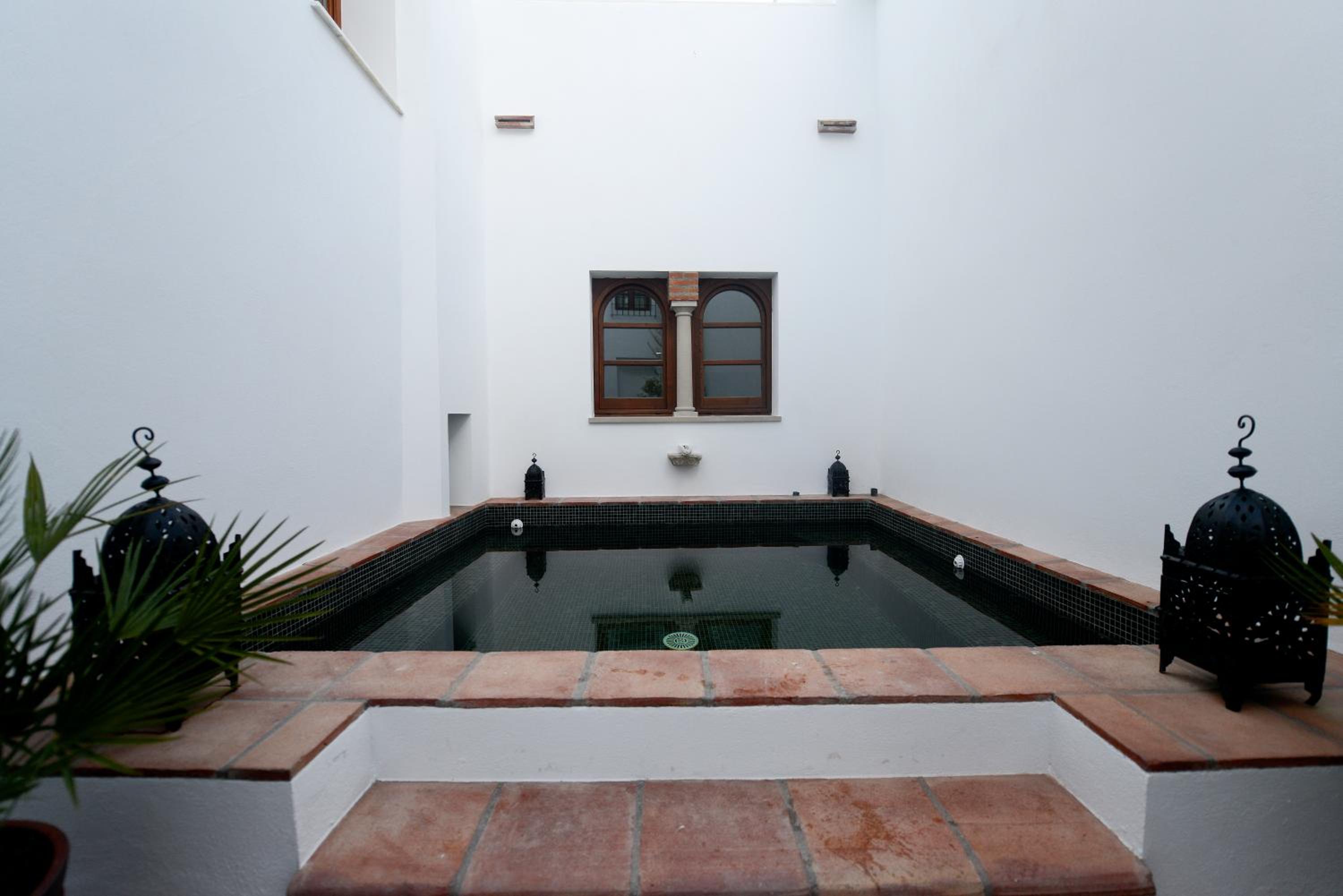 ApartaSuites Alberca Deluxe
