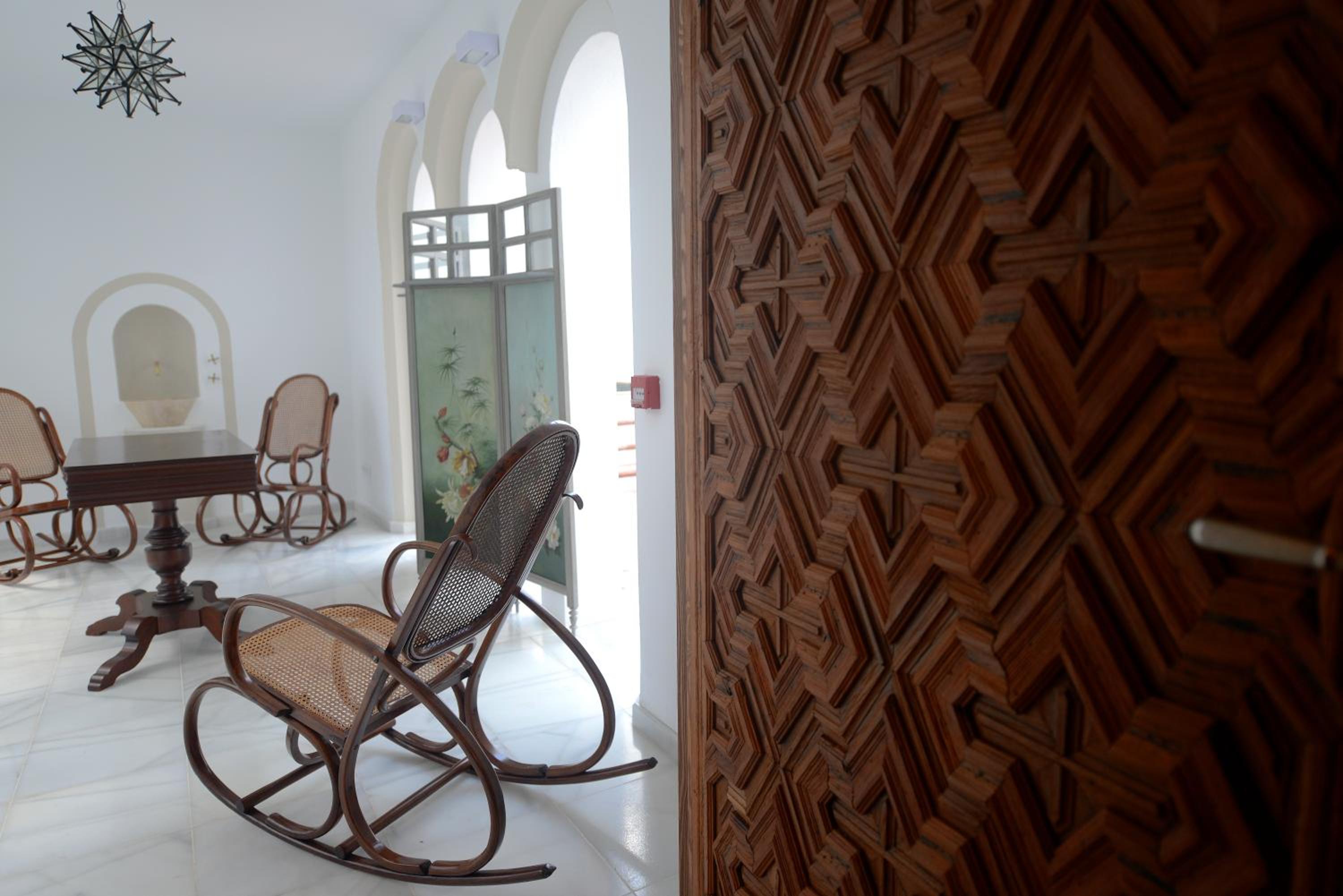 ApartaSuites Alberca Deluxe