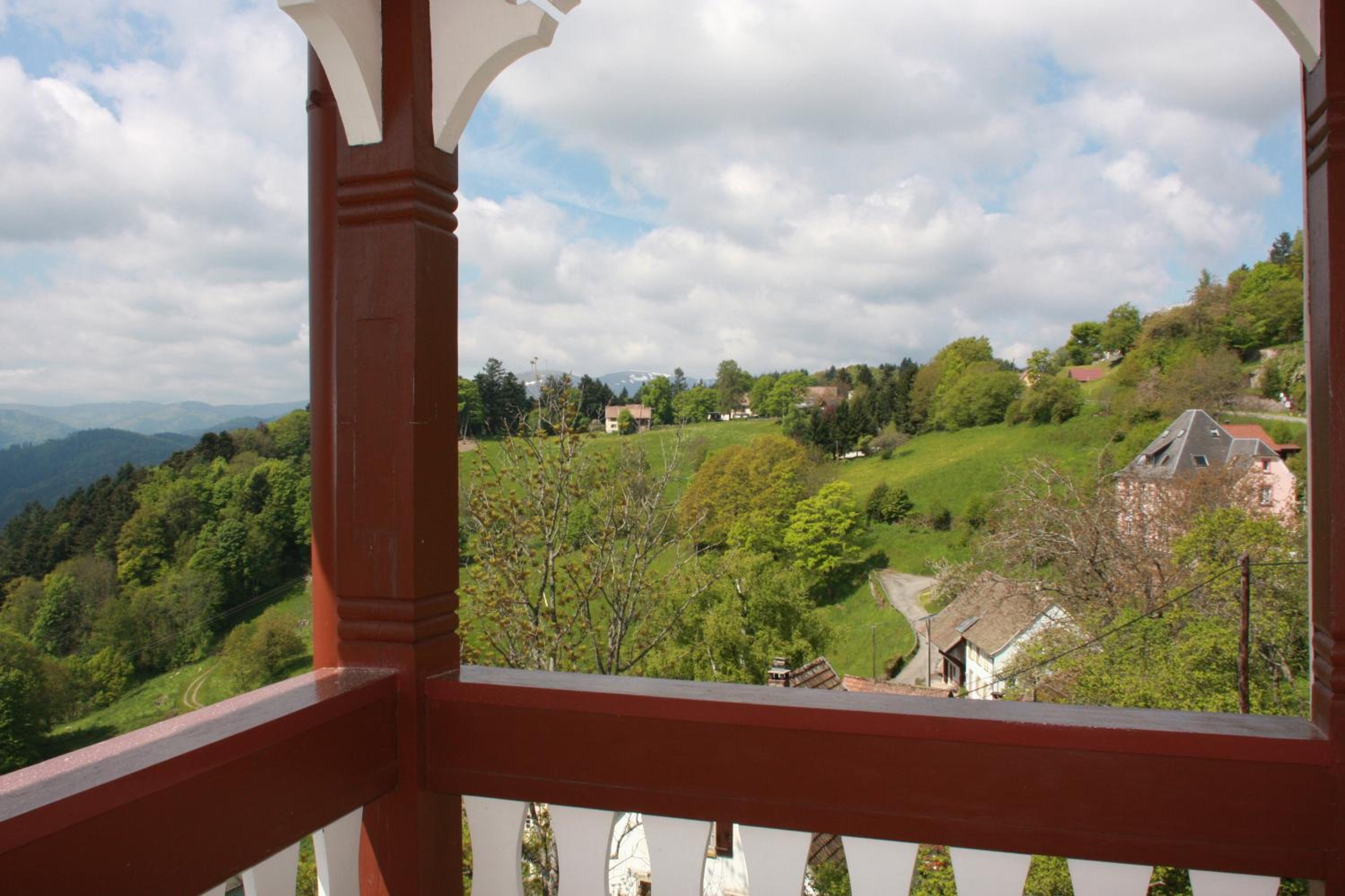 balcony
