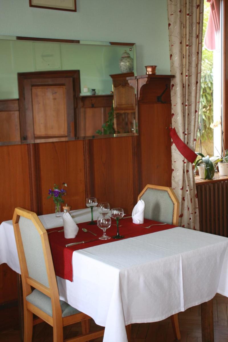 restaurant