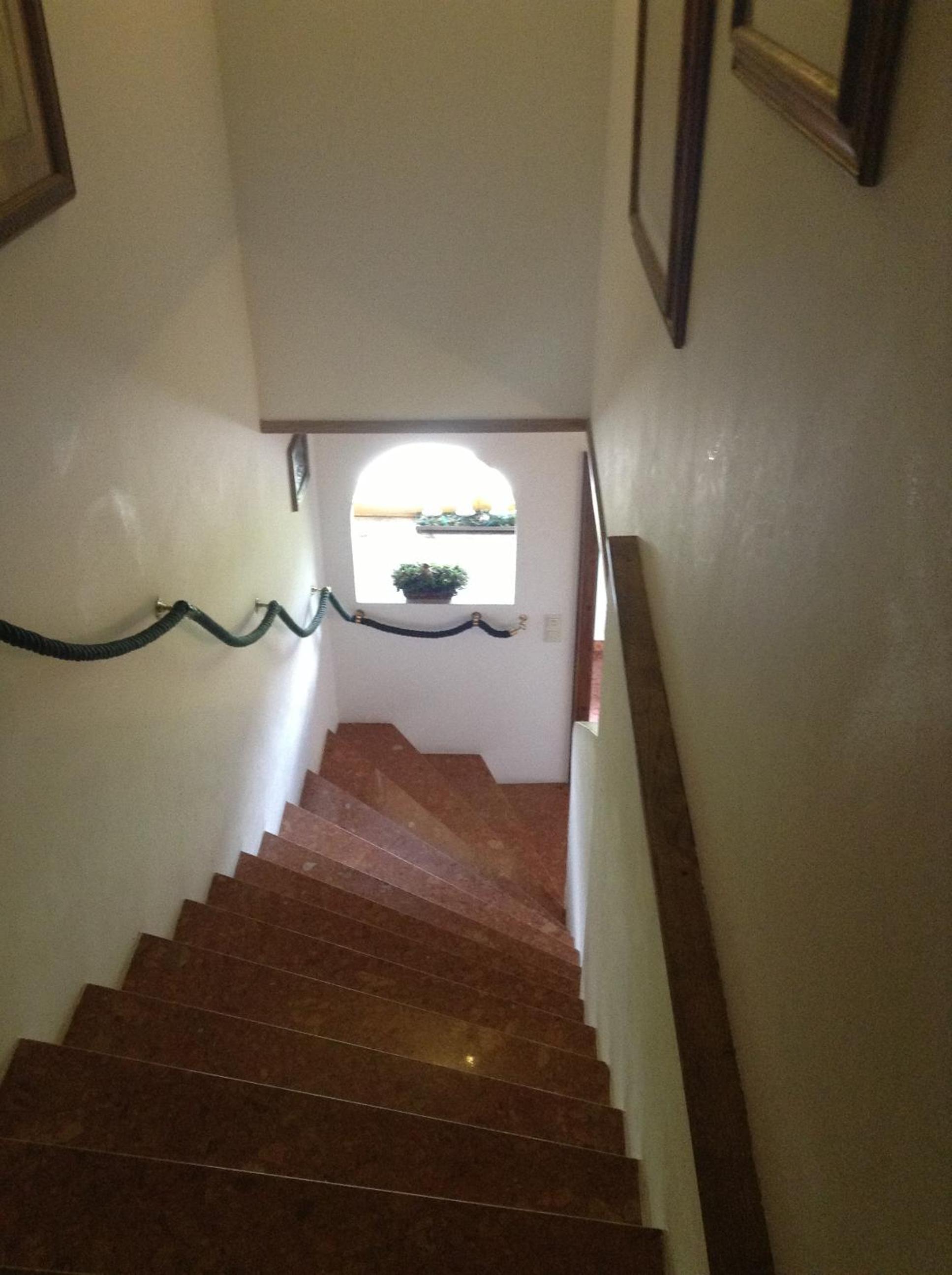 Photo 34