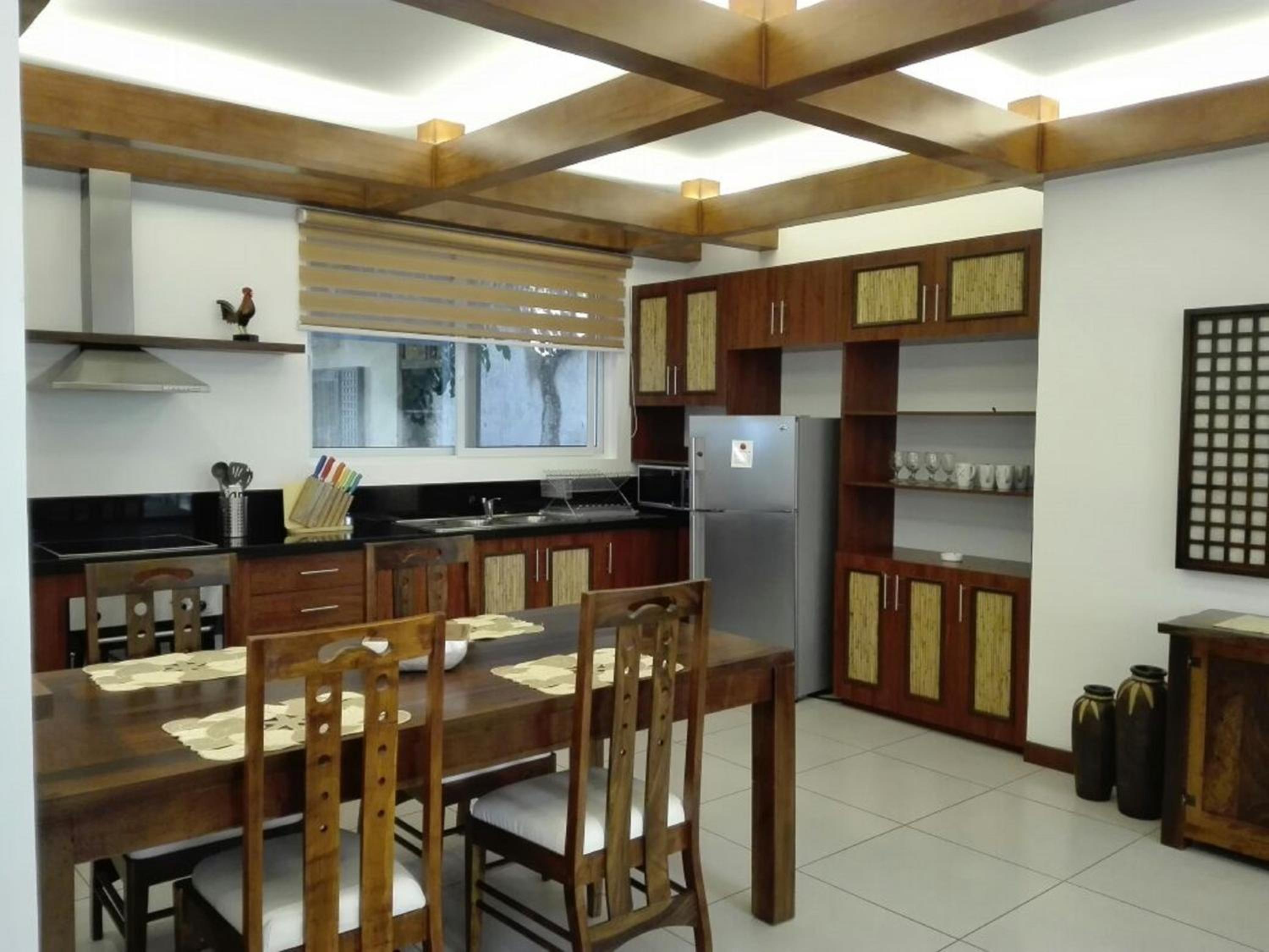Vida Homes Condo Resort