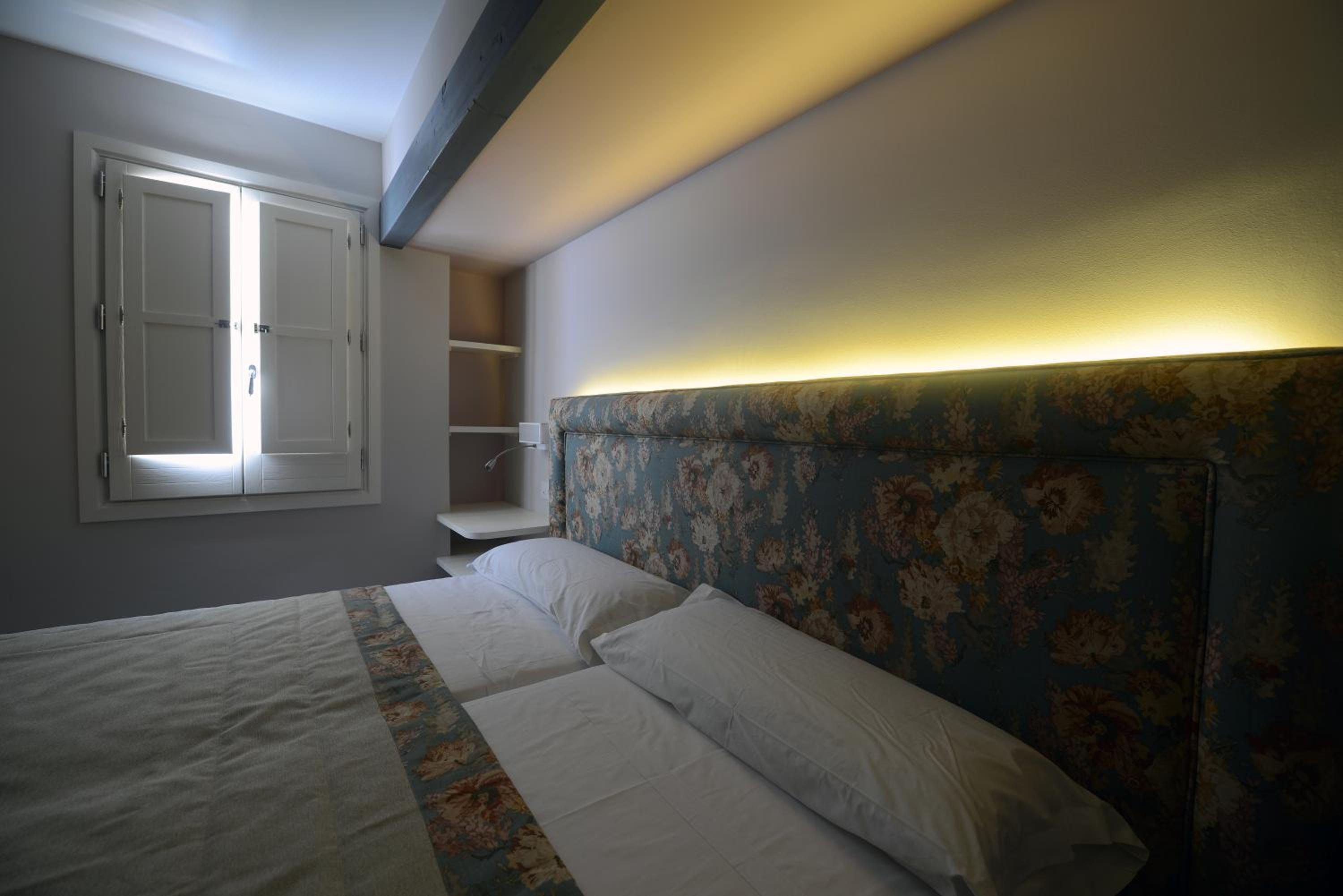 ApartaSuites Alberca Deluxe