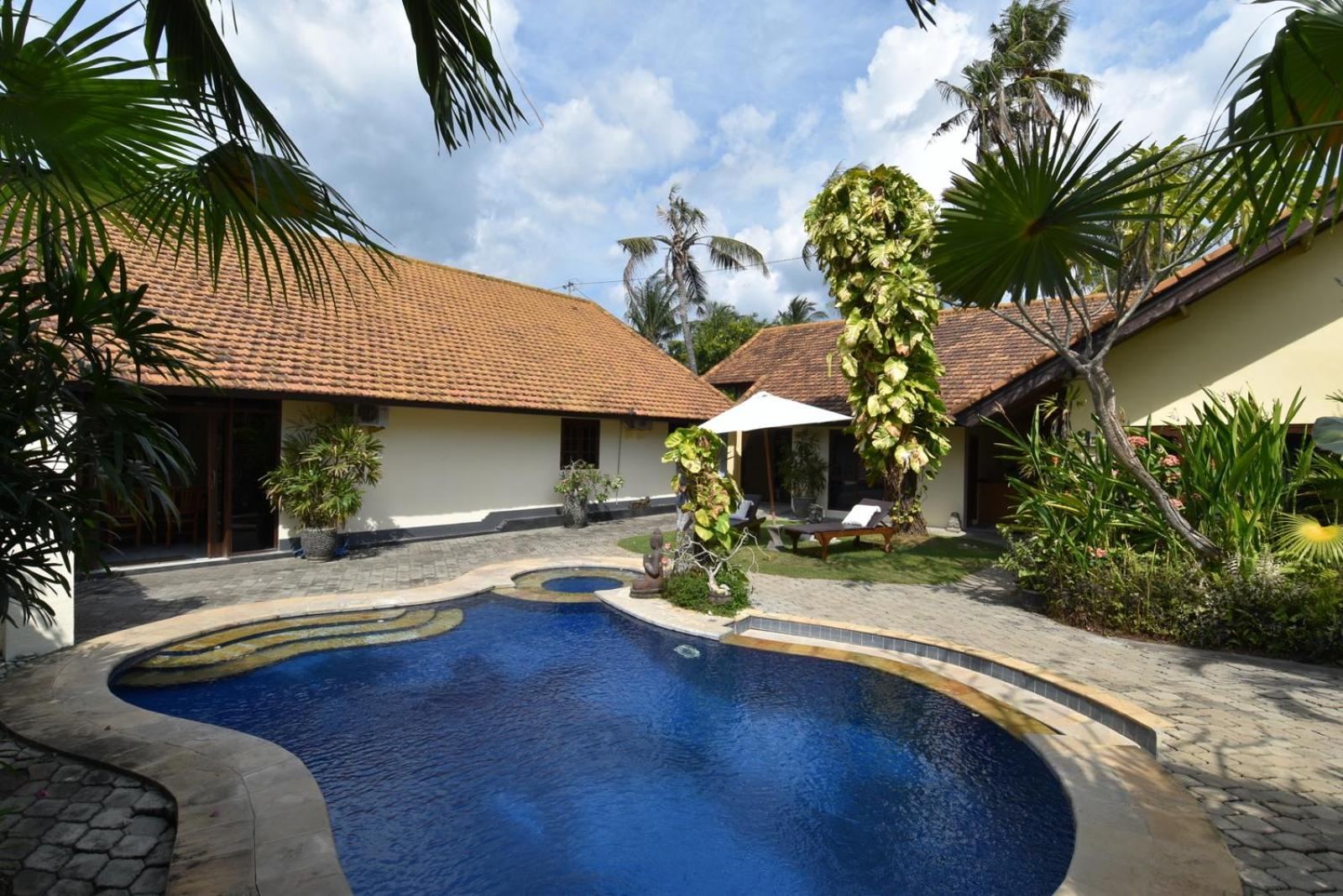 Villa Ganesha, Banjar Beach, Lovina