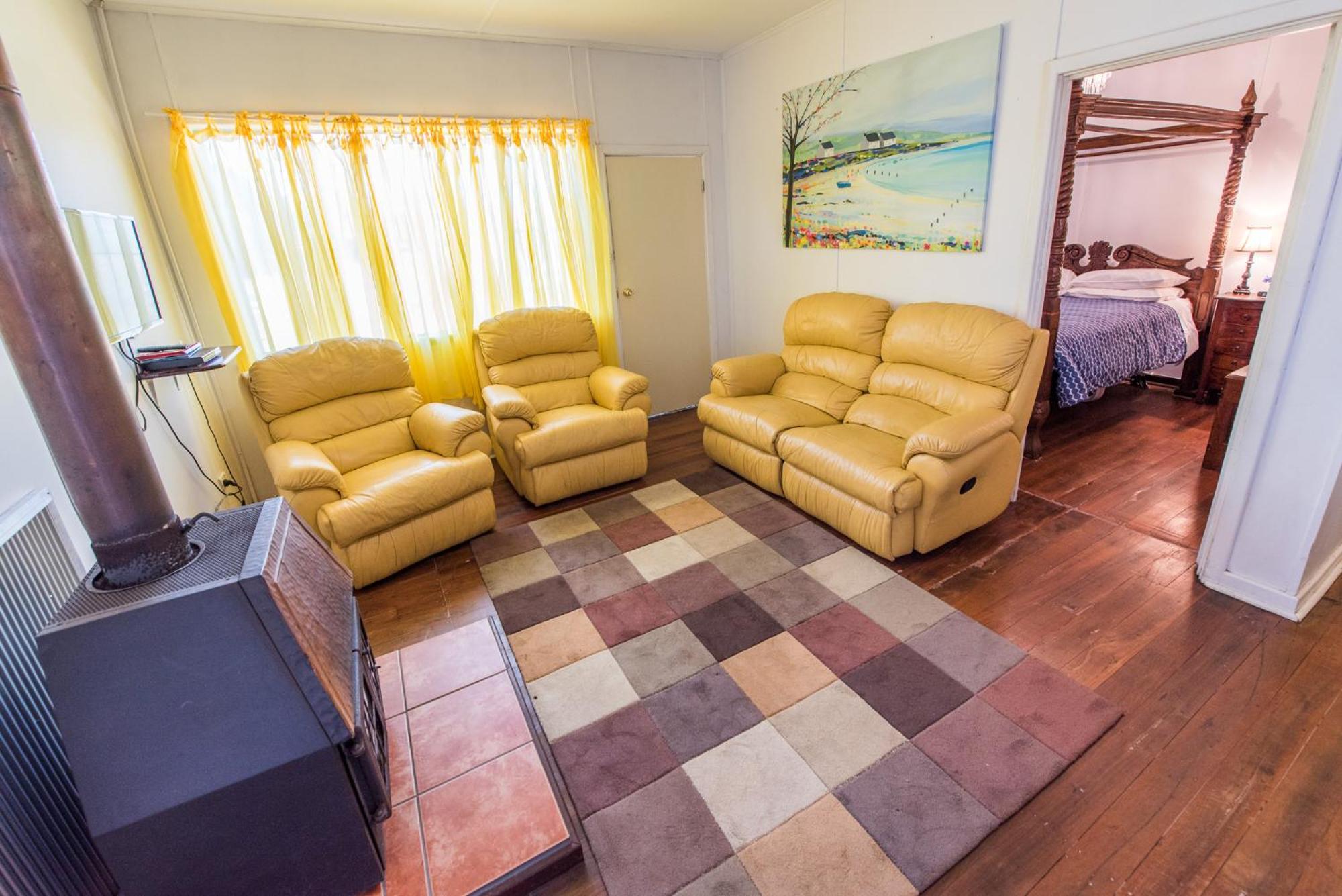 Miramar Cottage