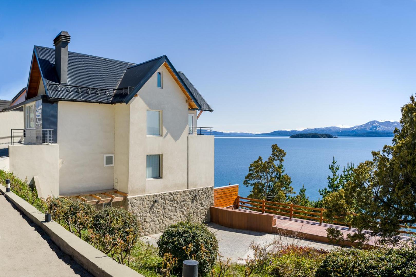 Lago apARTments