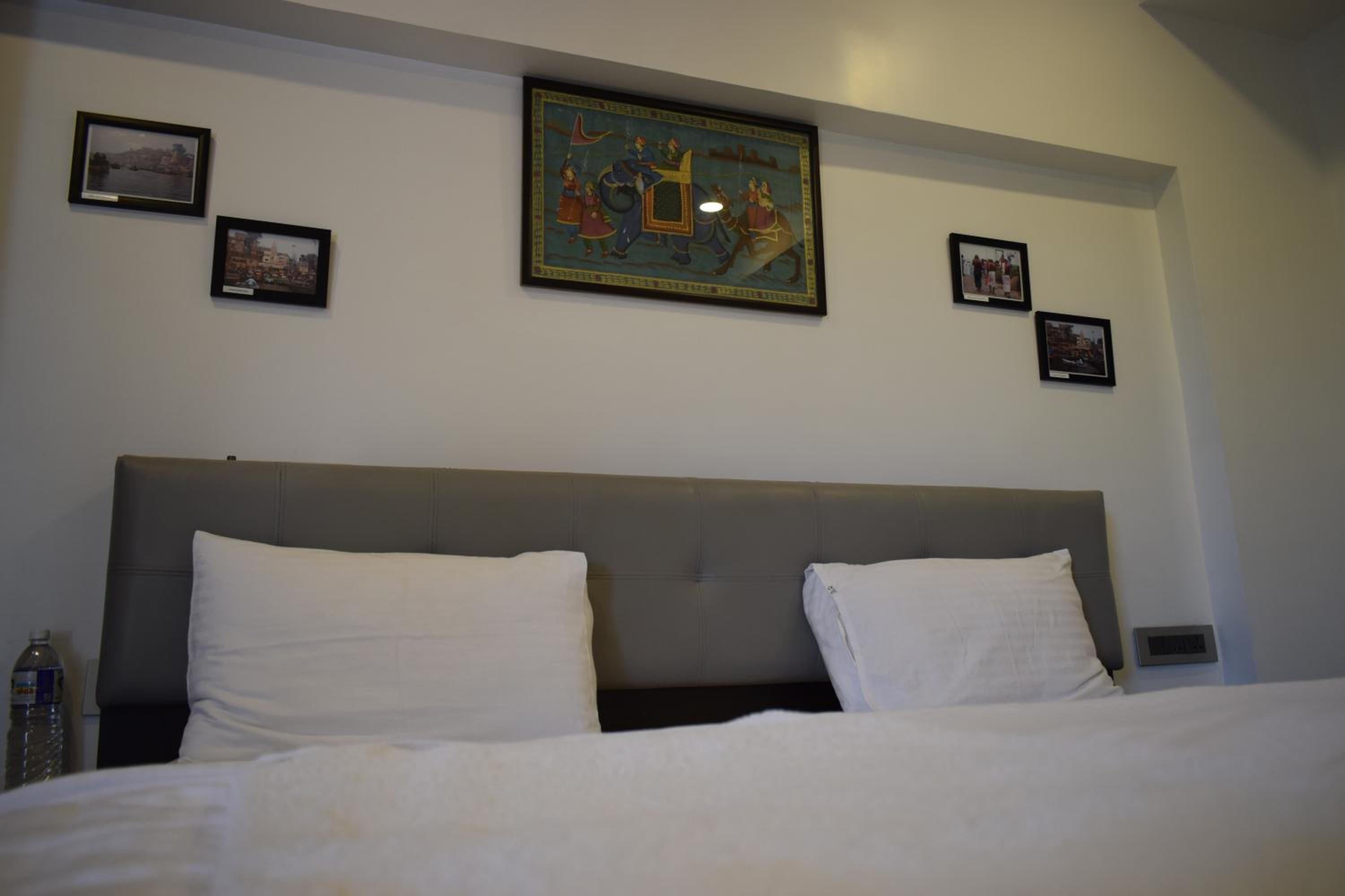 Athi Resorts