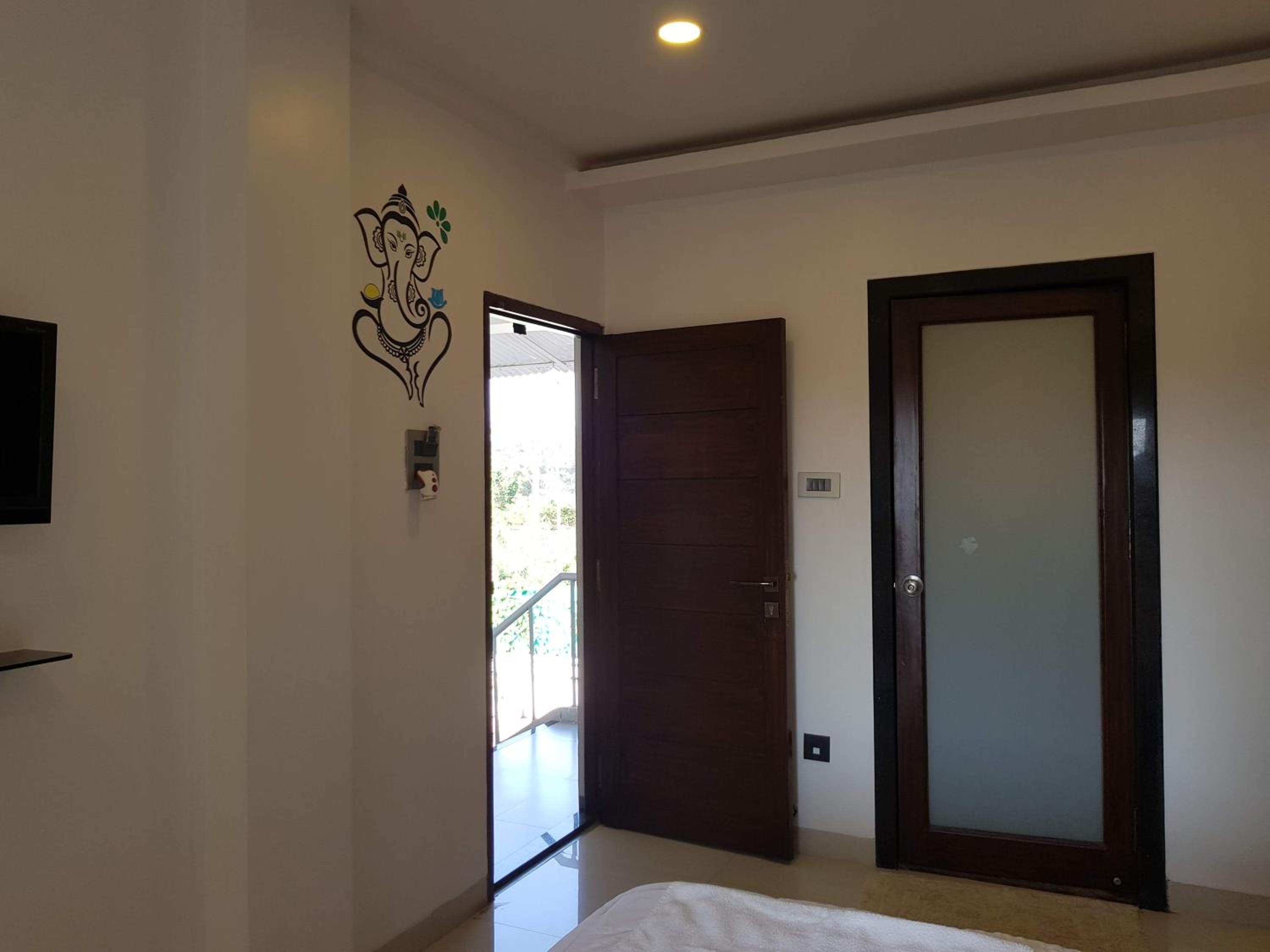 Athi Resorts