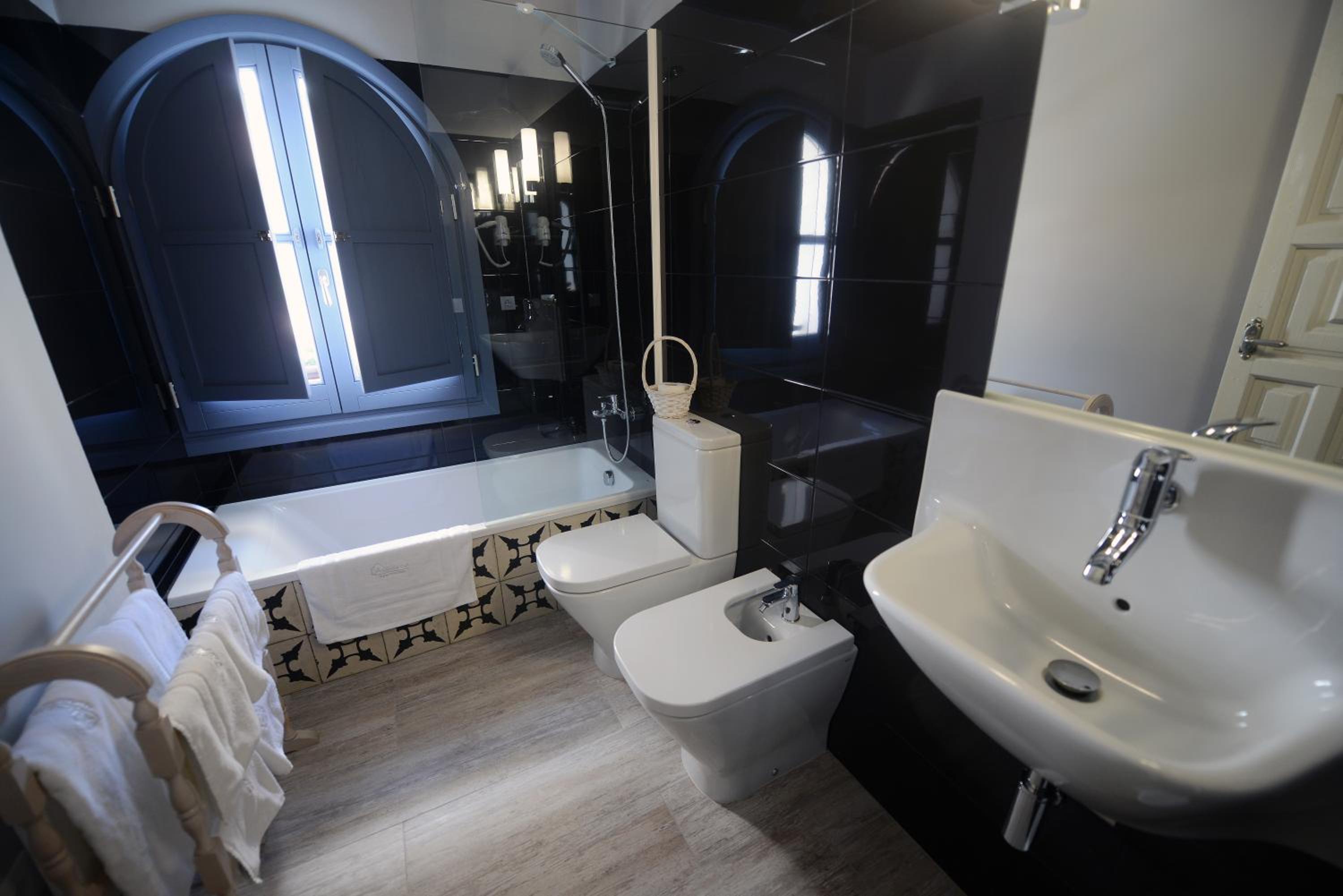 ApartaSuites Alberca Deluxe