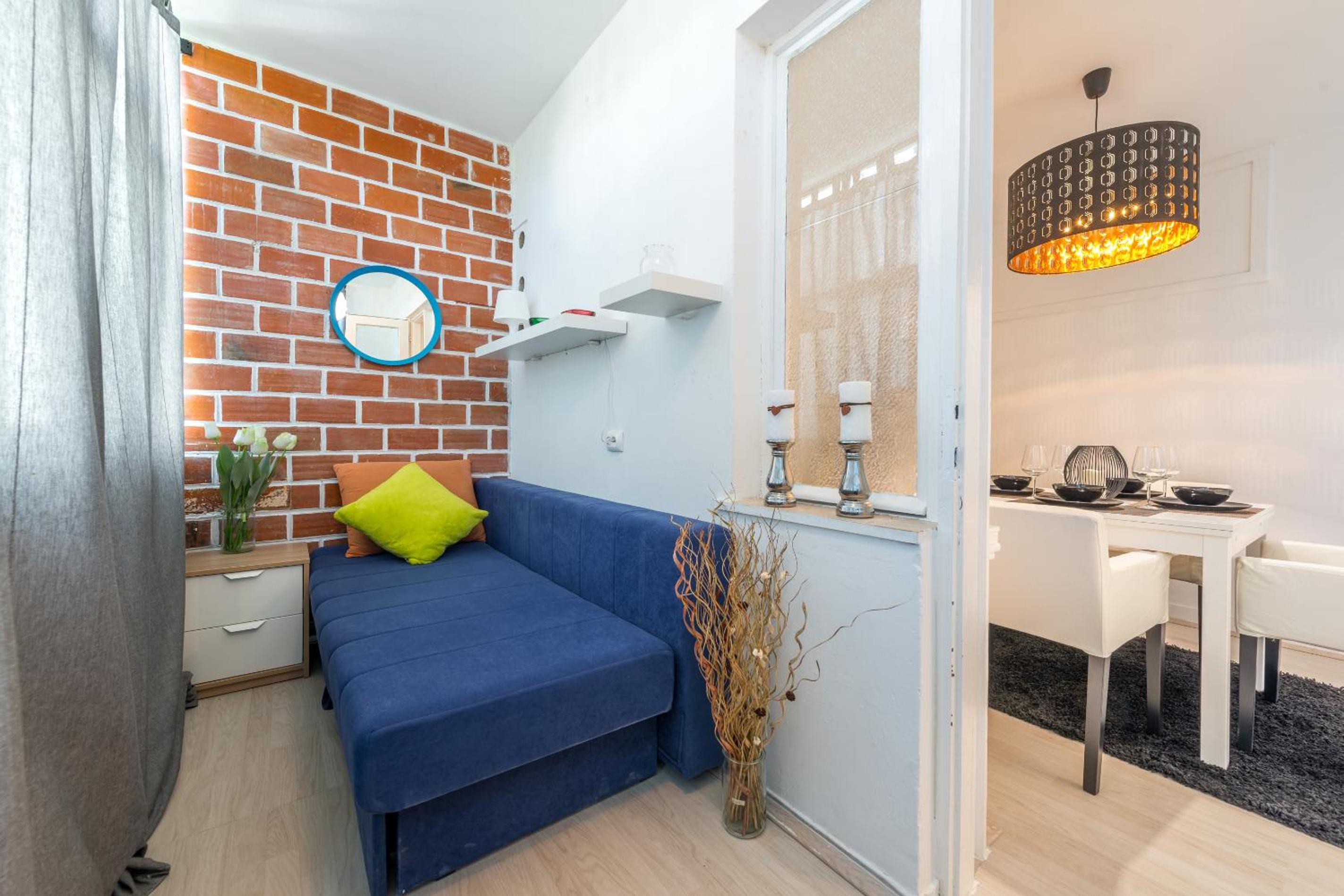 Apartment Butterfly