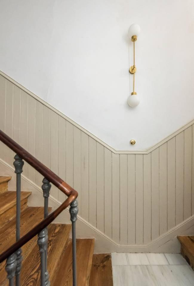Explore Madrid from a warm apartment with patio at a newly refurbished manorial building