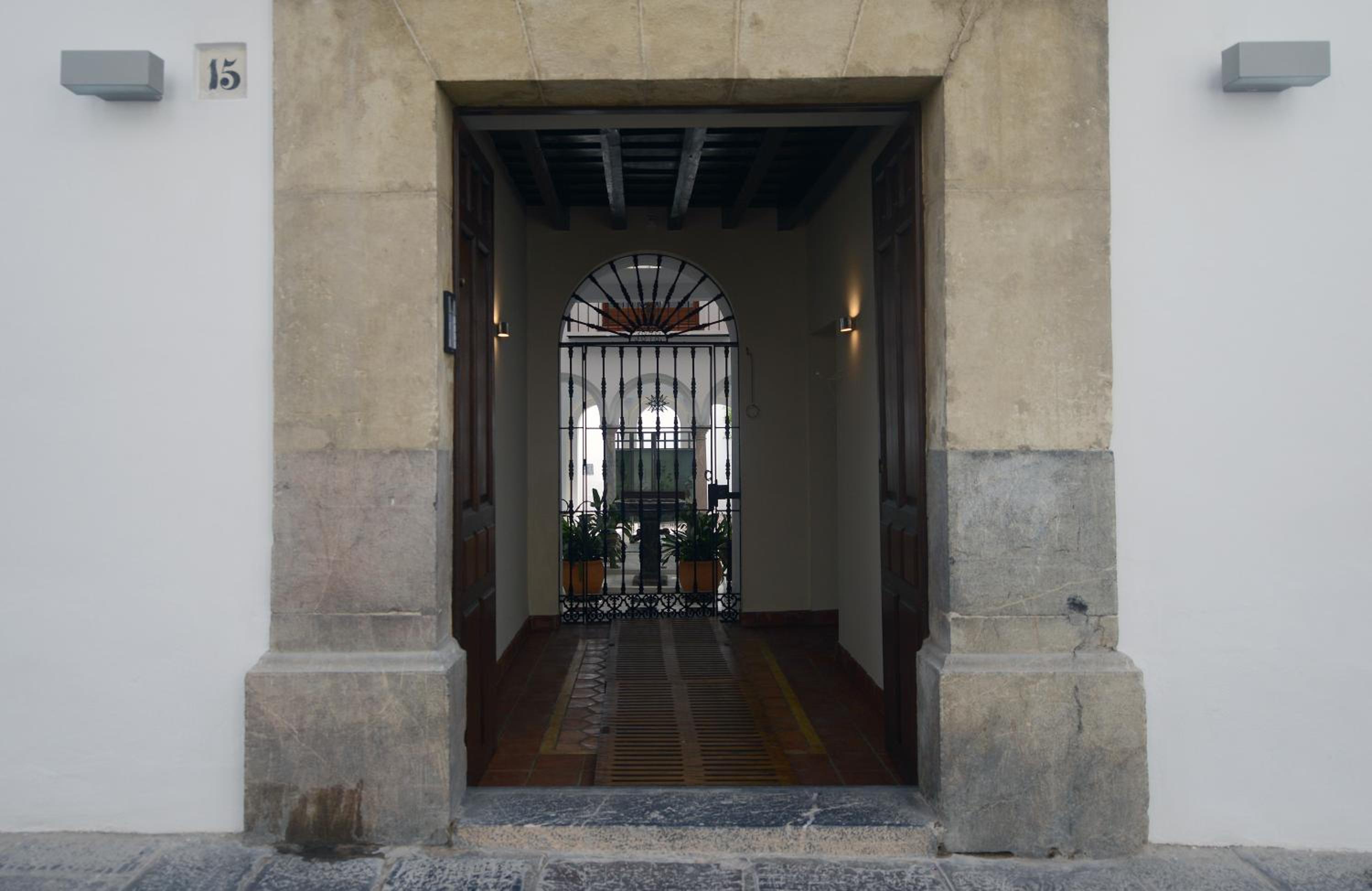 ApartaSuites Alberca Deluxe