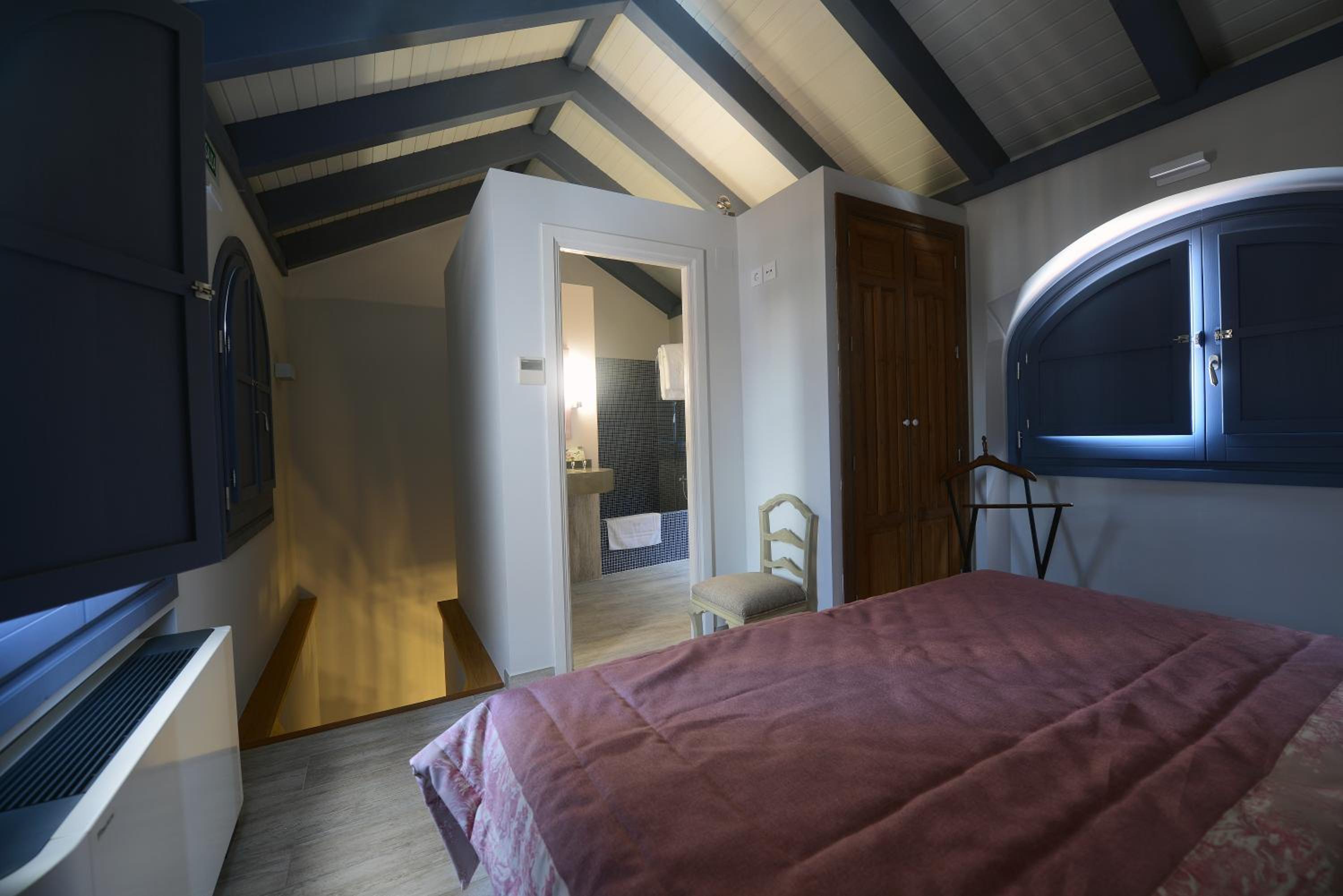ApartaSuites Alberca Deluxe