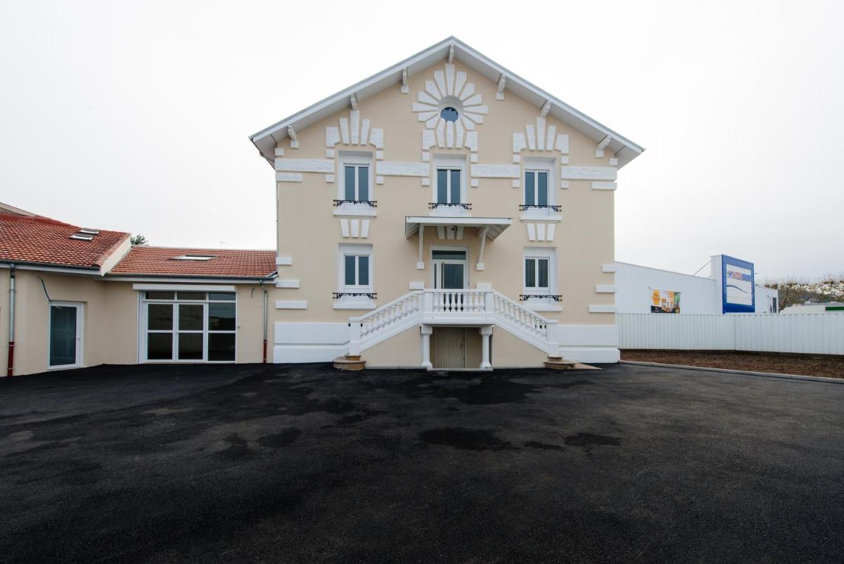 Photo 19
