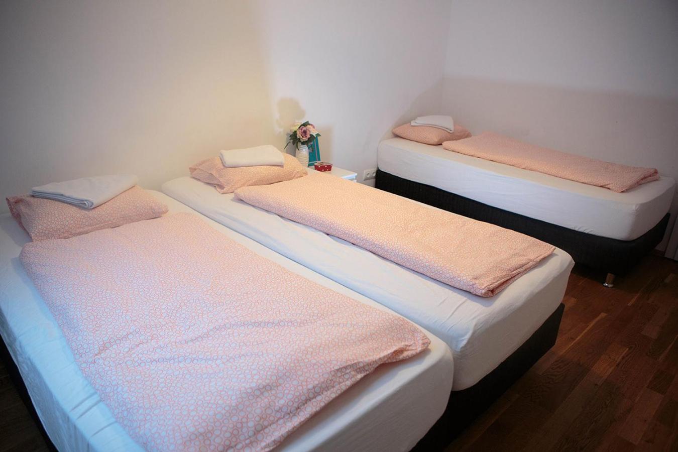 Hauptbahnhof Rooms