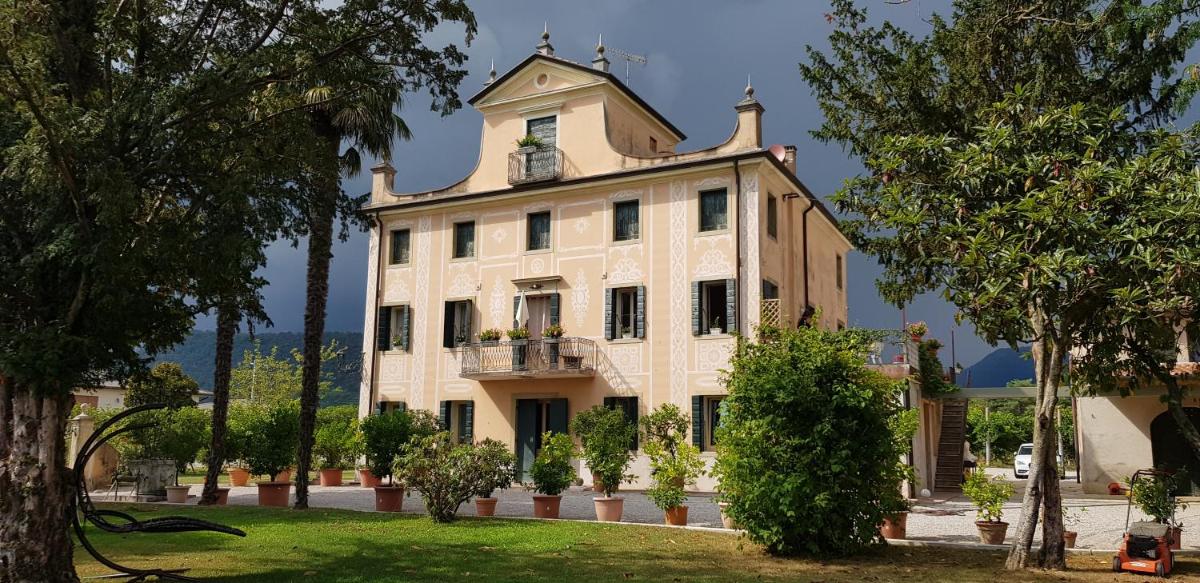 Alle Zagare view 5