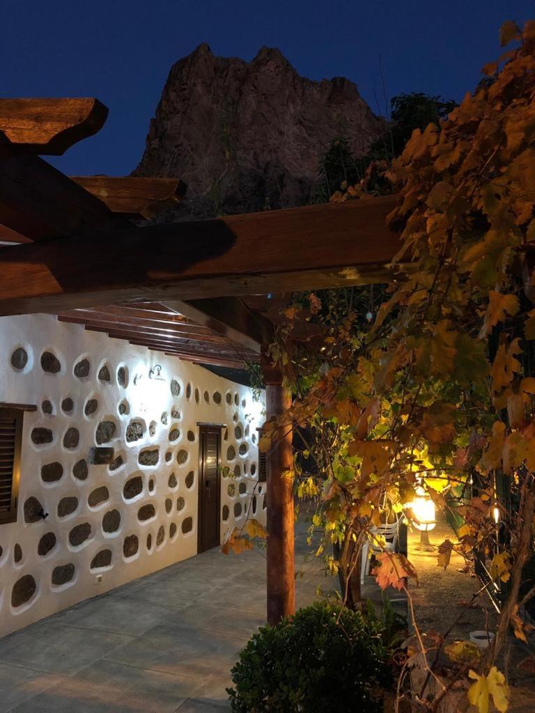 Casa Naranjo view 2