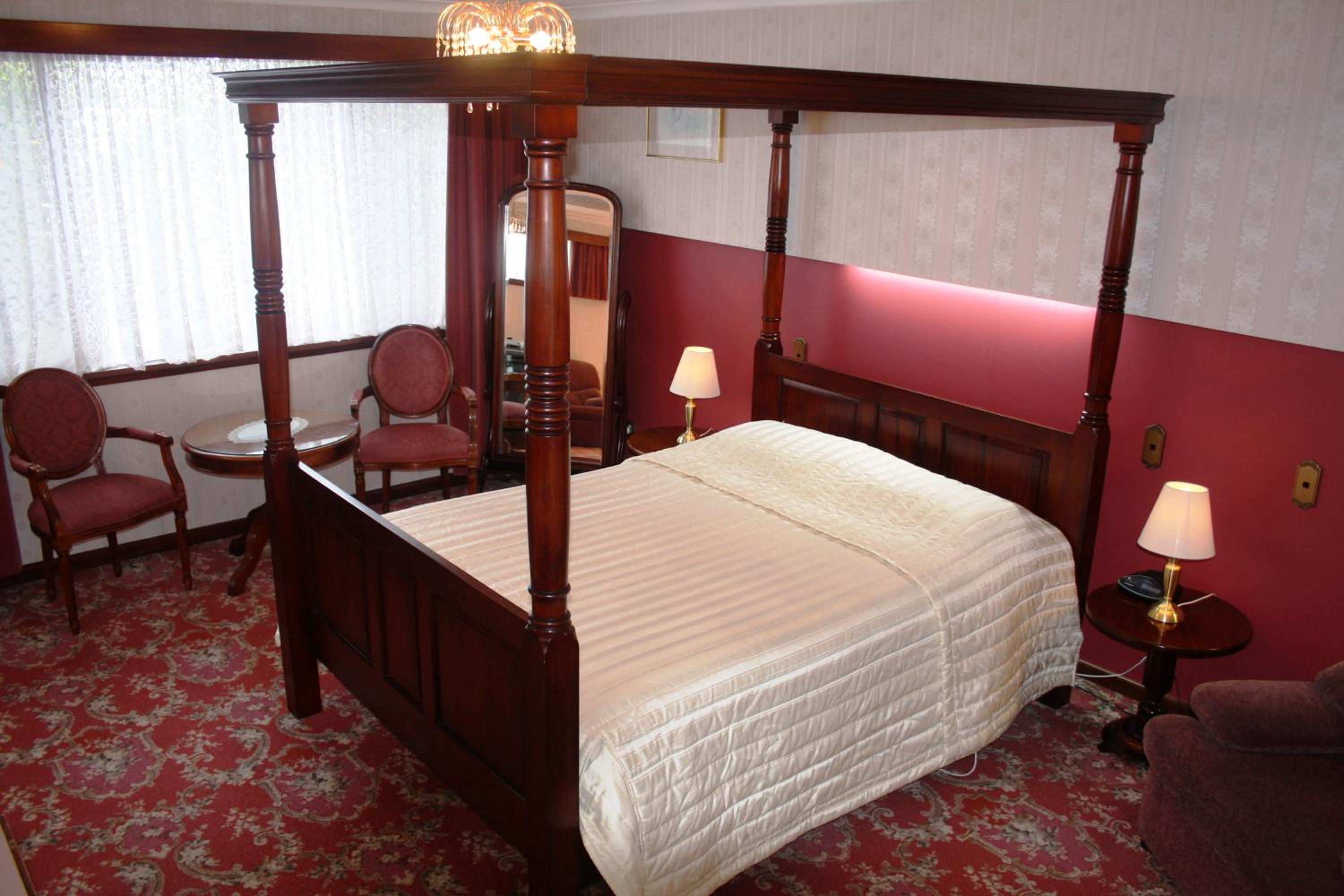 Motel Mayfair on Cavell