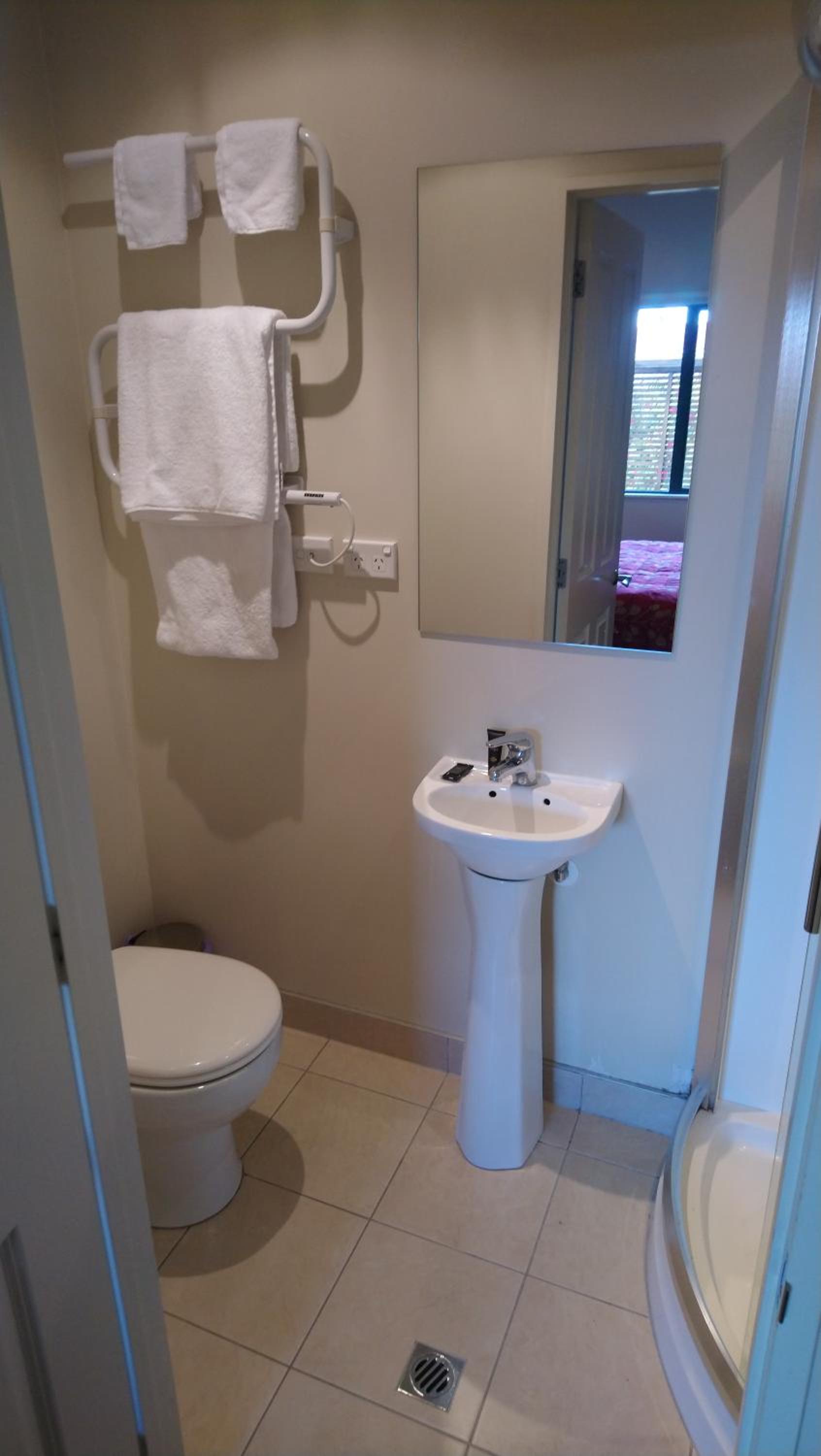 Photo 11