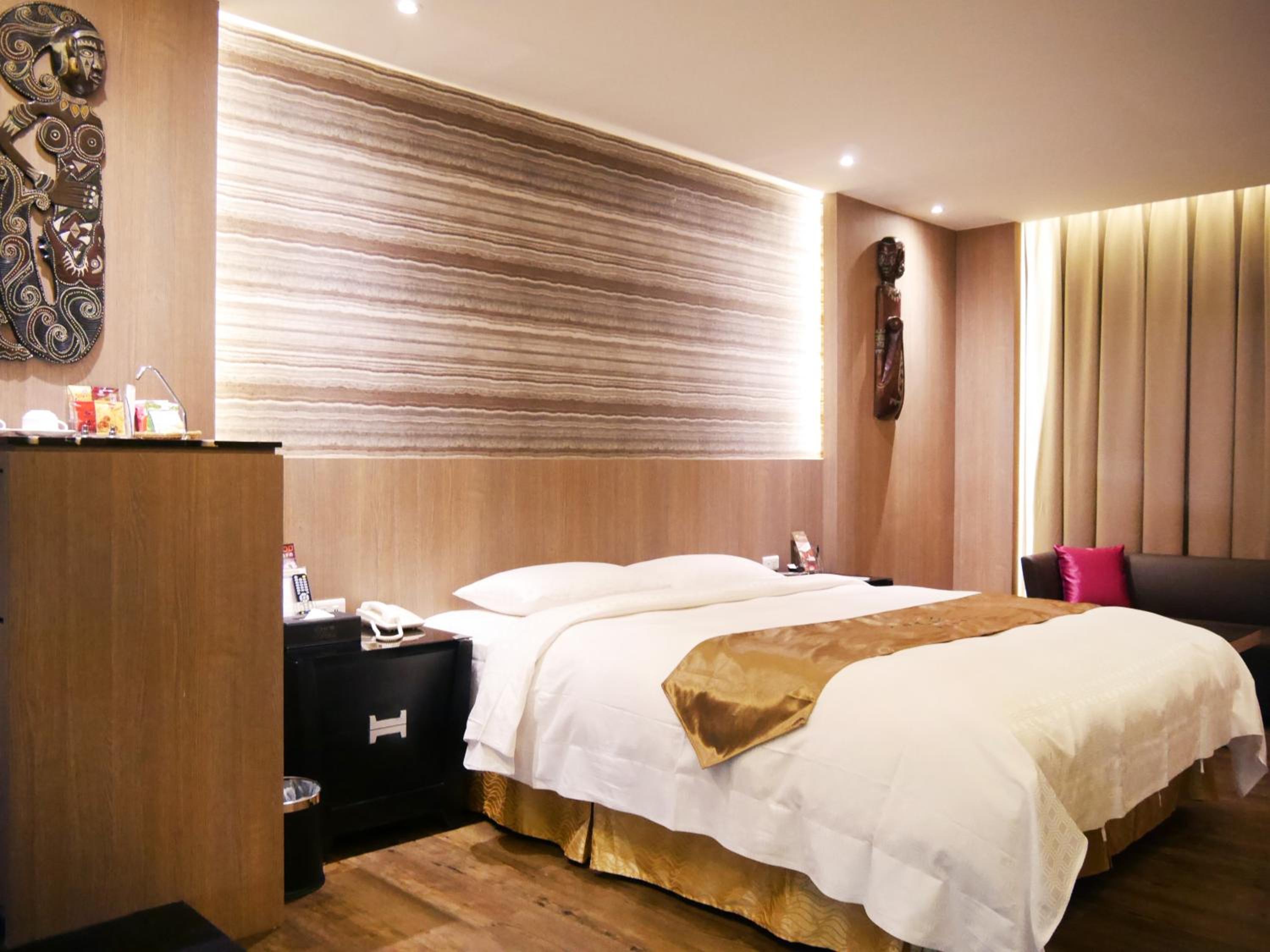 Refinement Motel