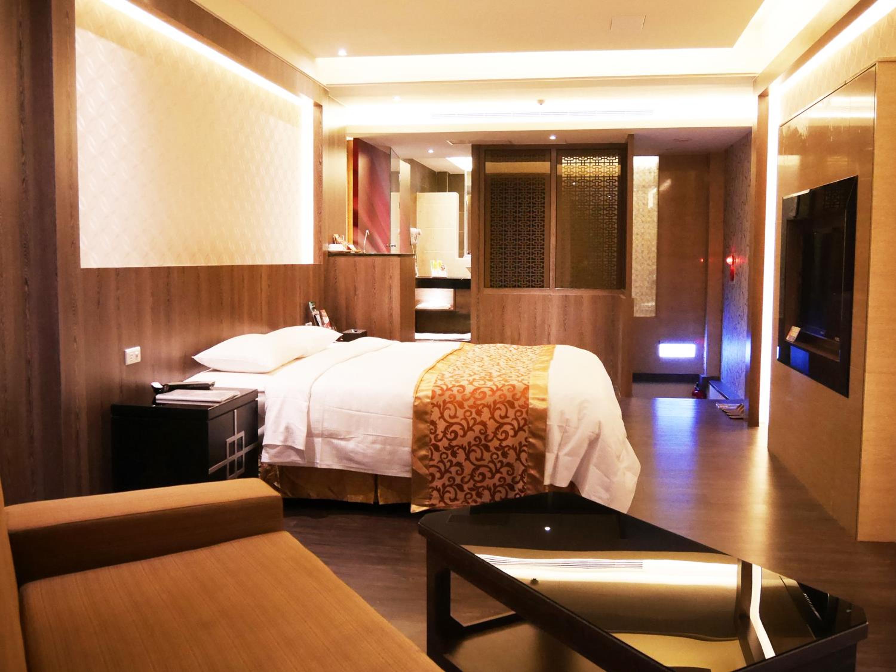 Refinement Motel