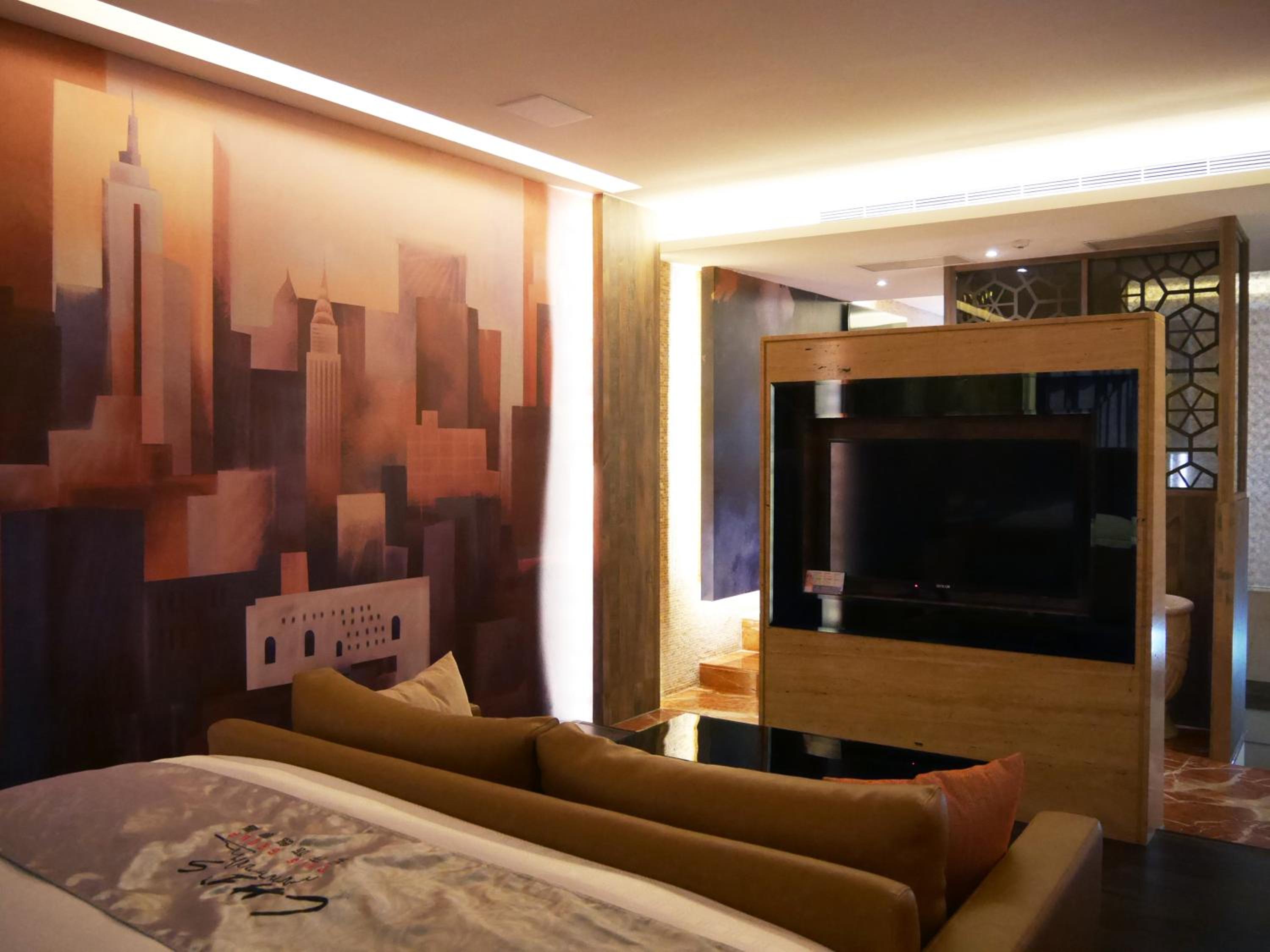Refinement Motel
