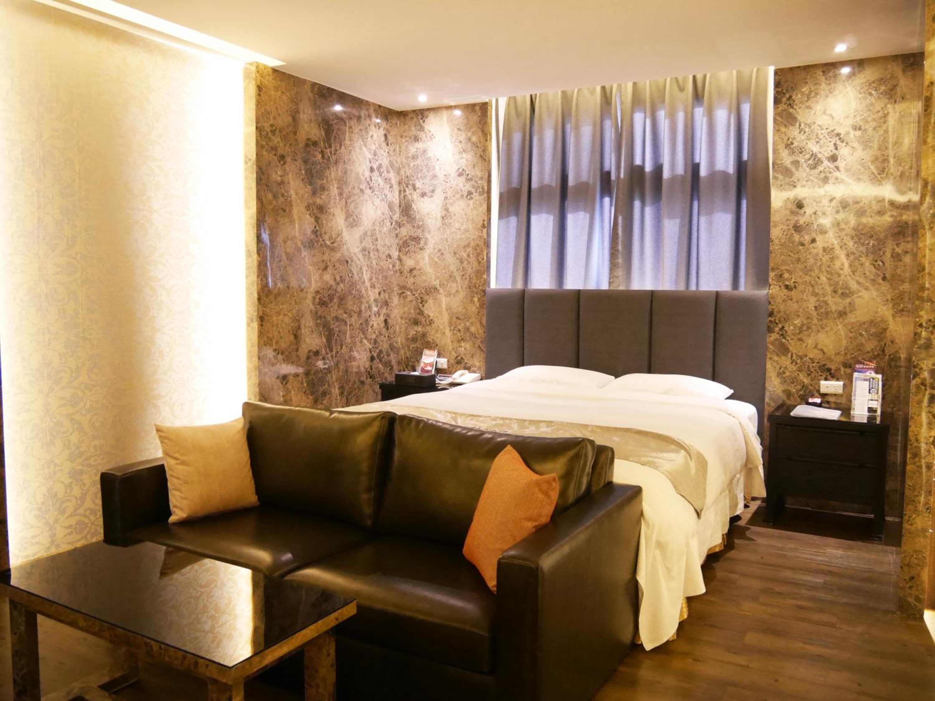 Refinement Motel