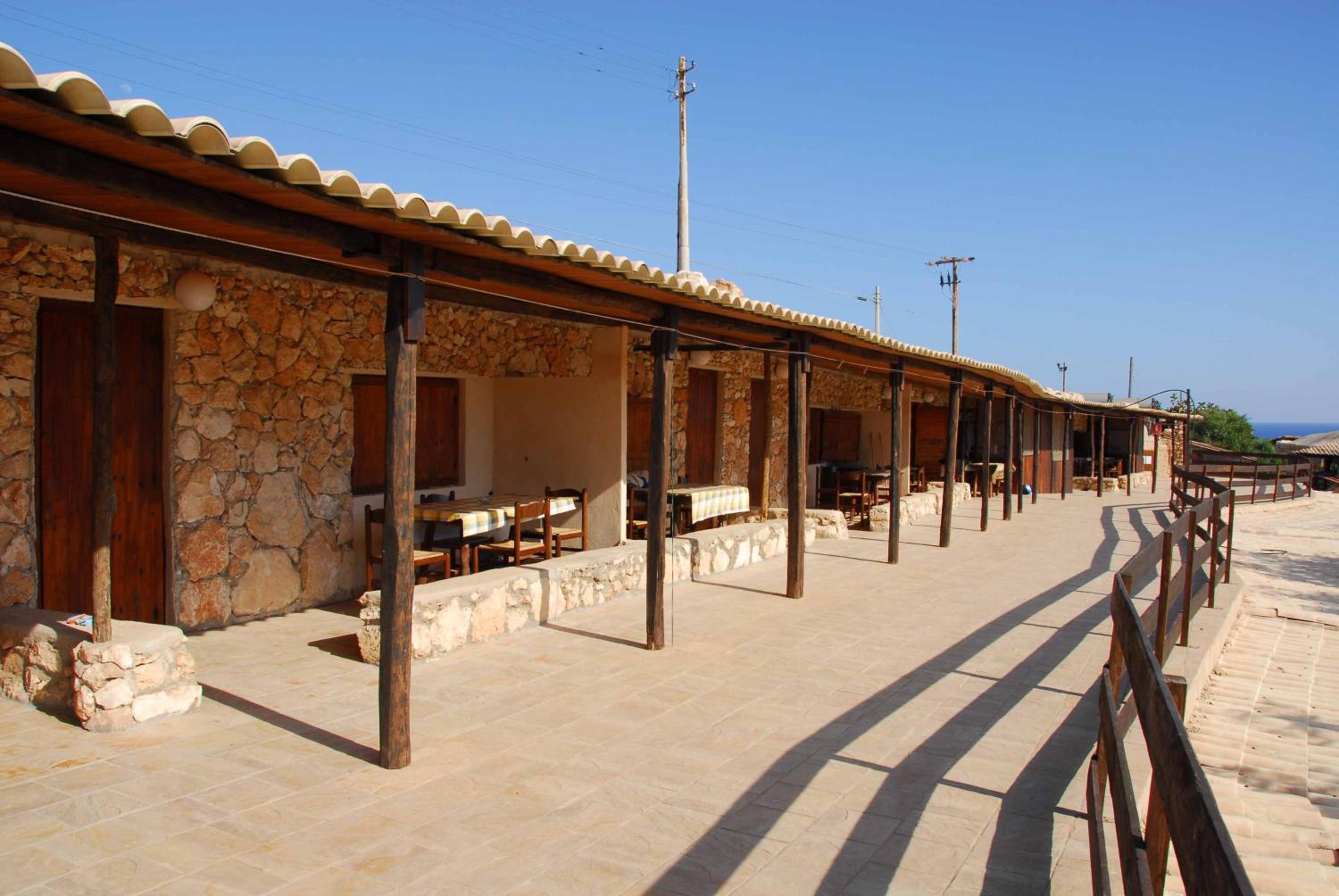Villaggio La Roccia camping